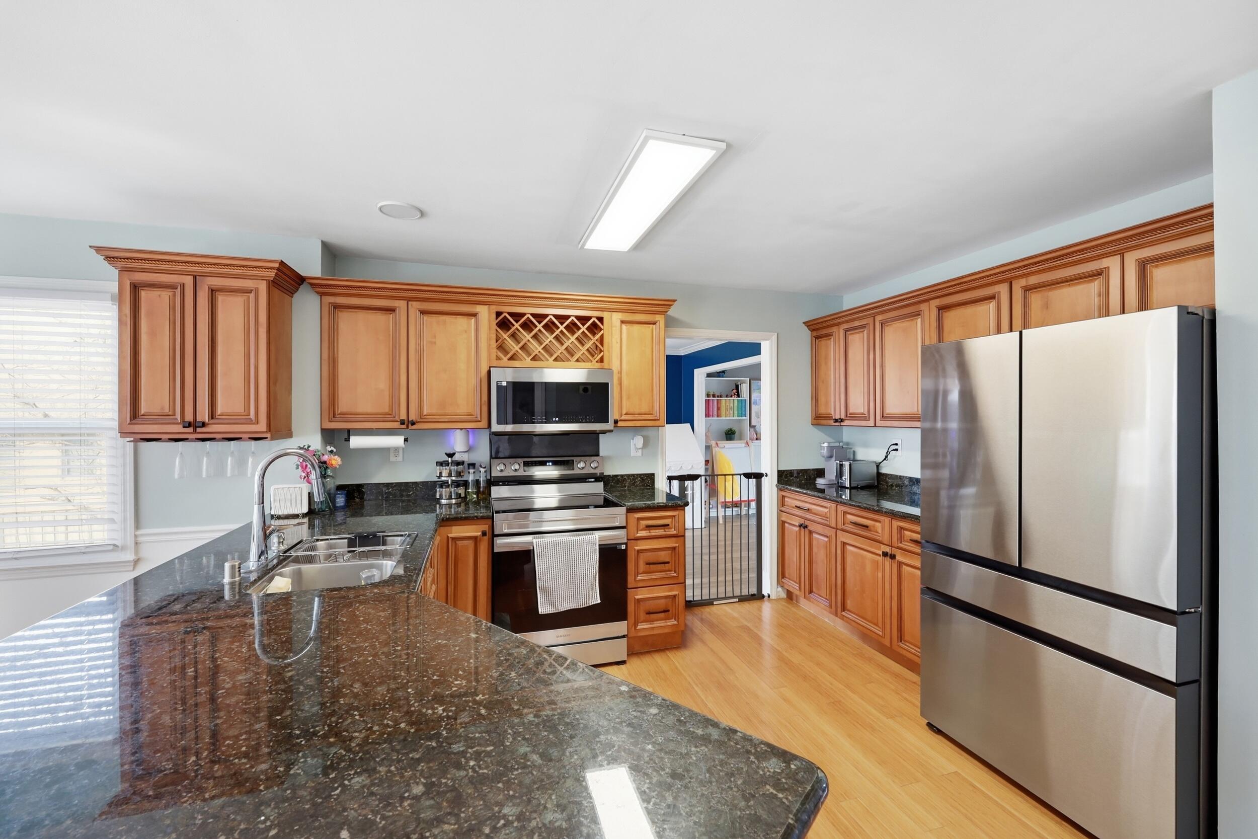 4029 Barnard Drive Property Photo 8