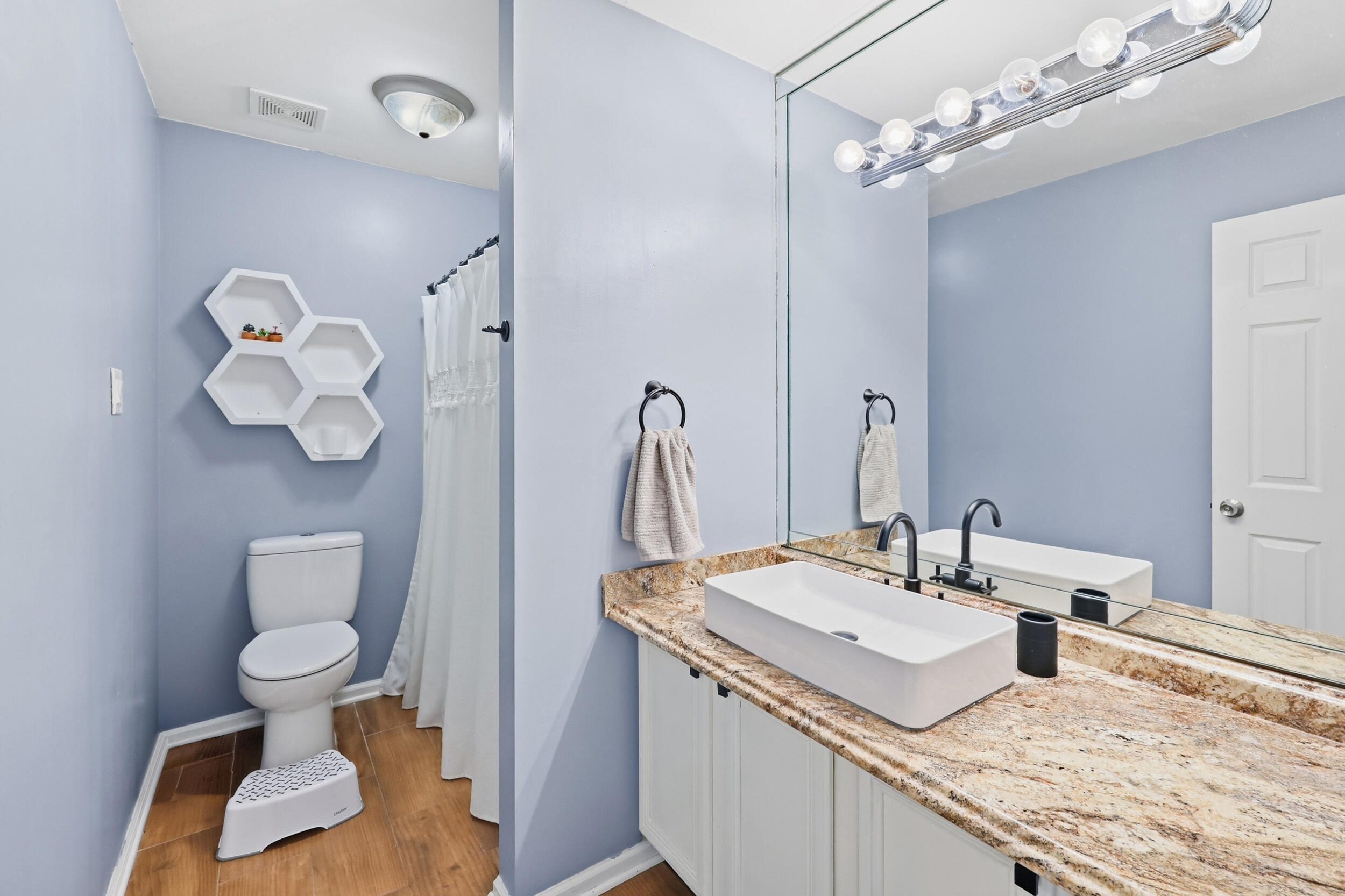 4029 Barnard Drive Property Photo 30