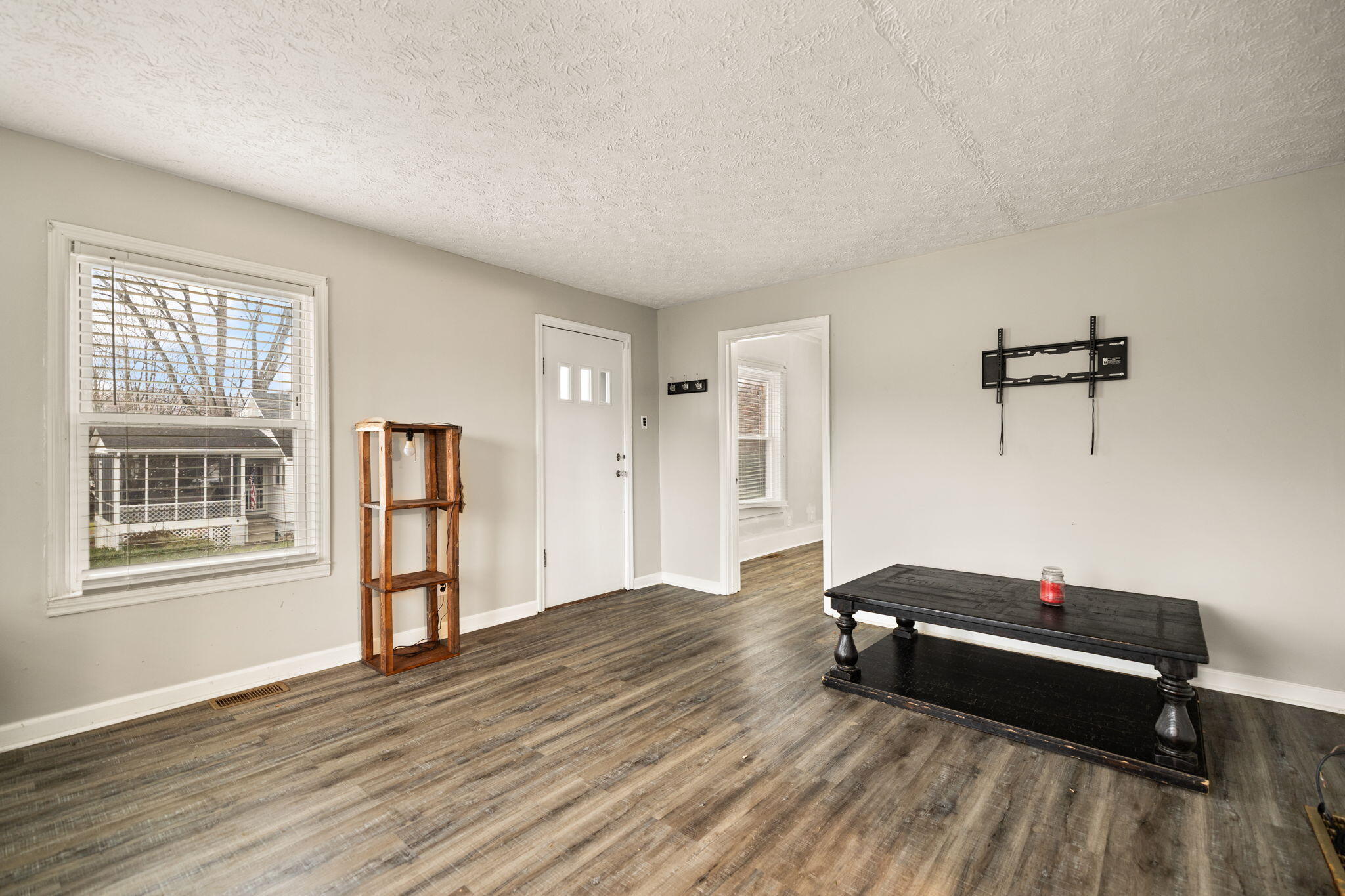 104 Ann Street Property Photo 4