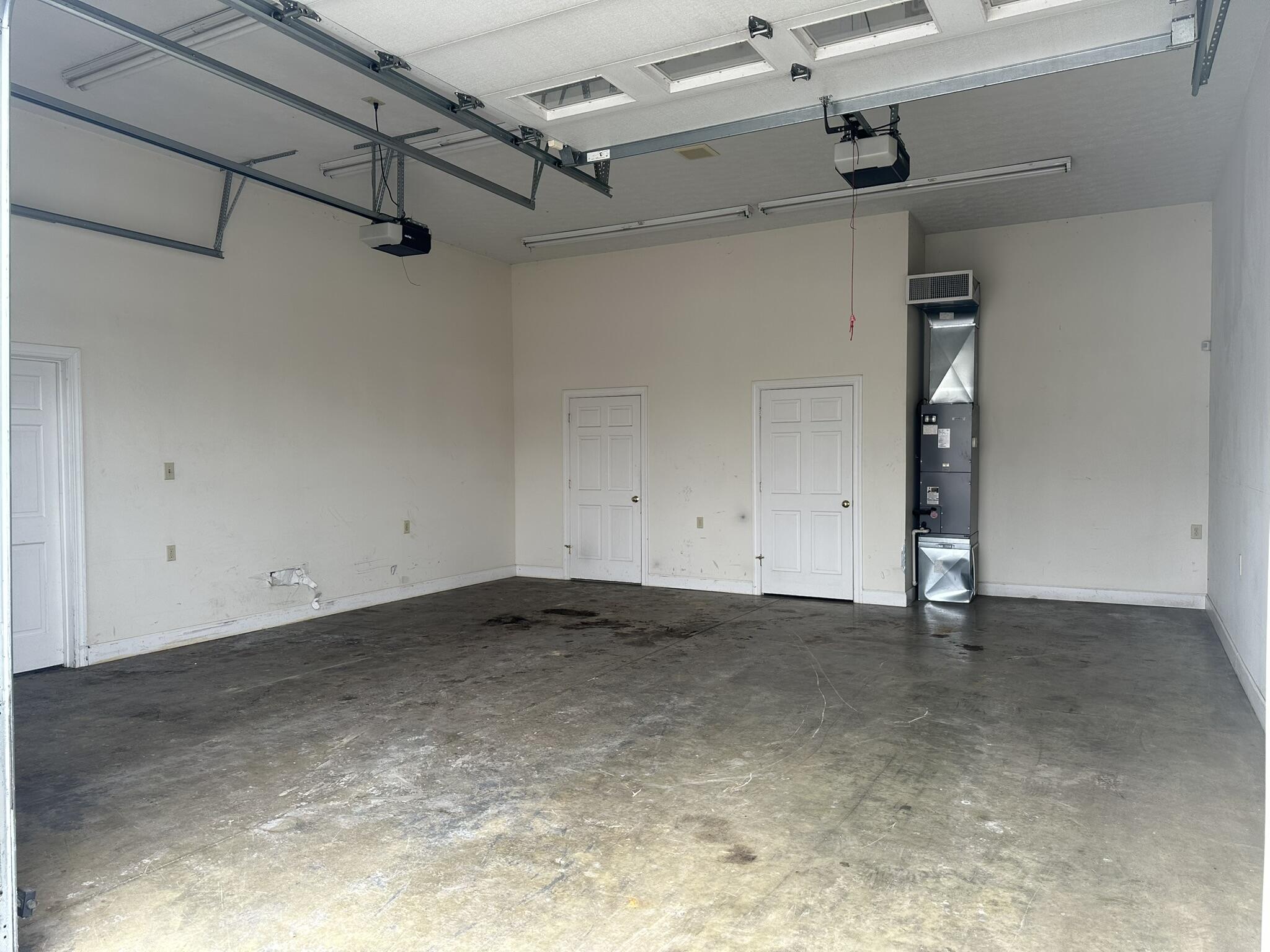 1121 Stanford Road Property Photo 2