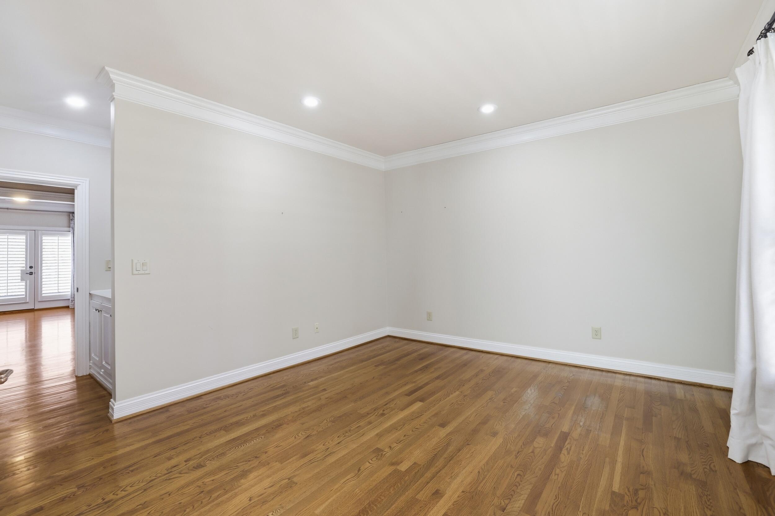2901 Fairfax Lane Property Photo 31