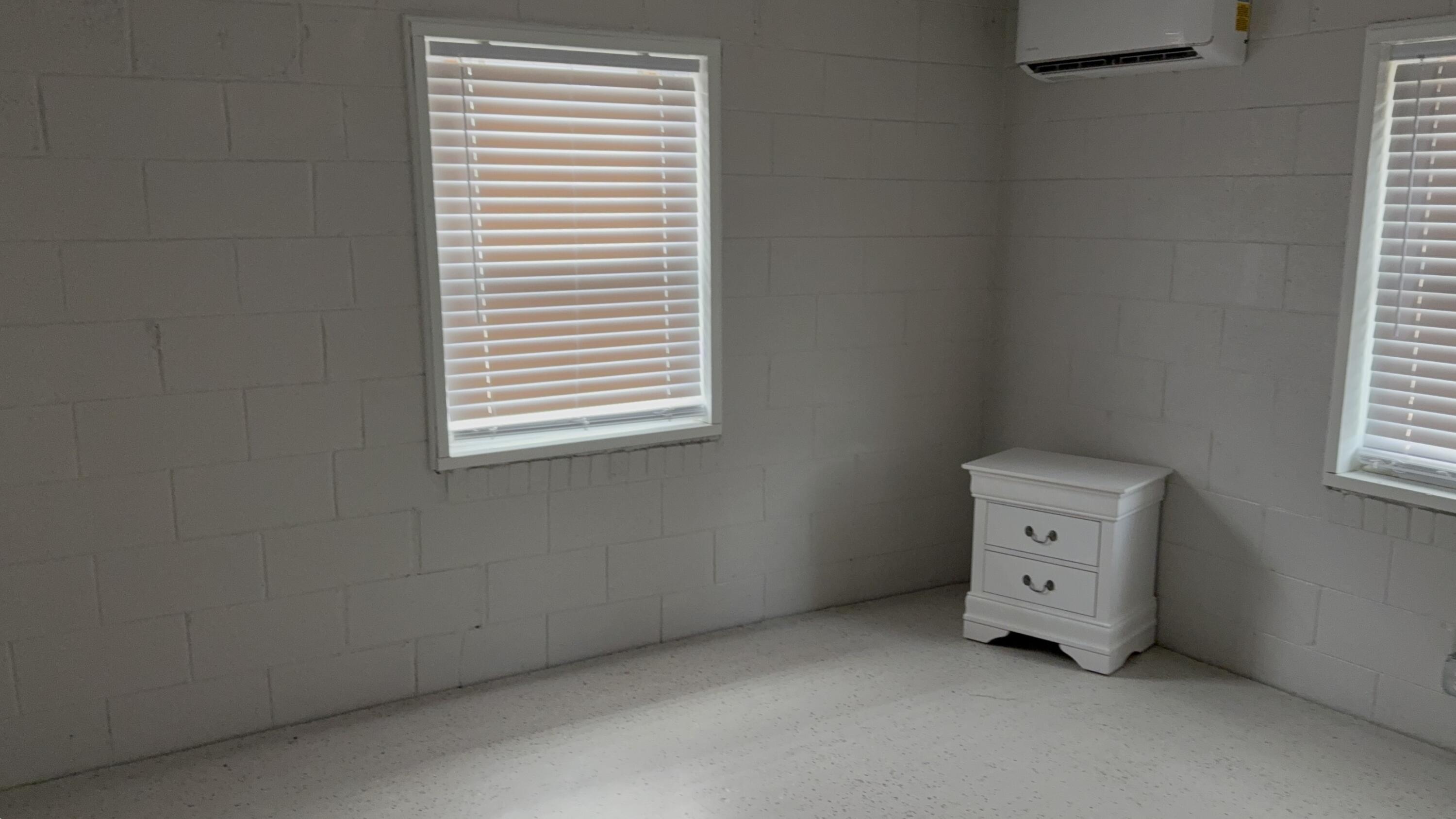 1055 W Shelby Street Property Photo 13