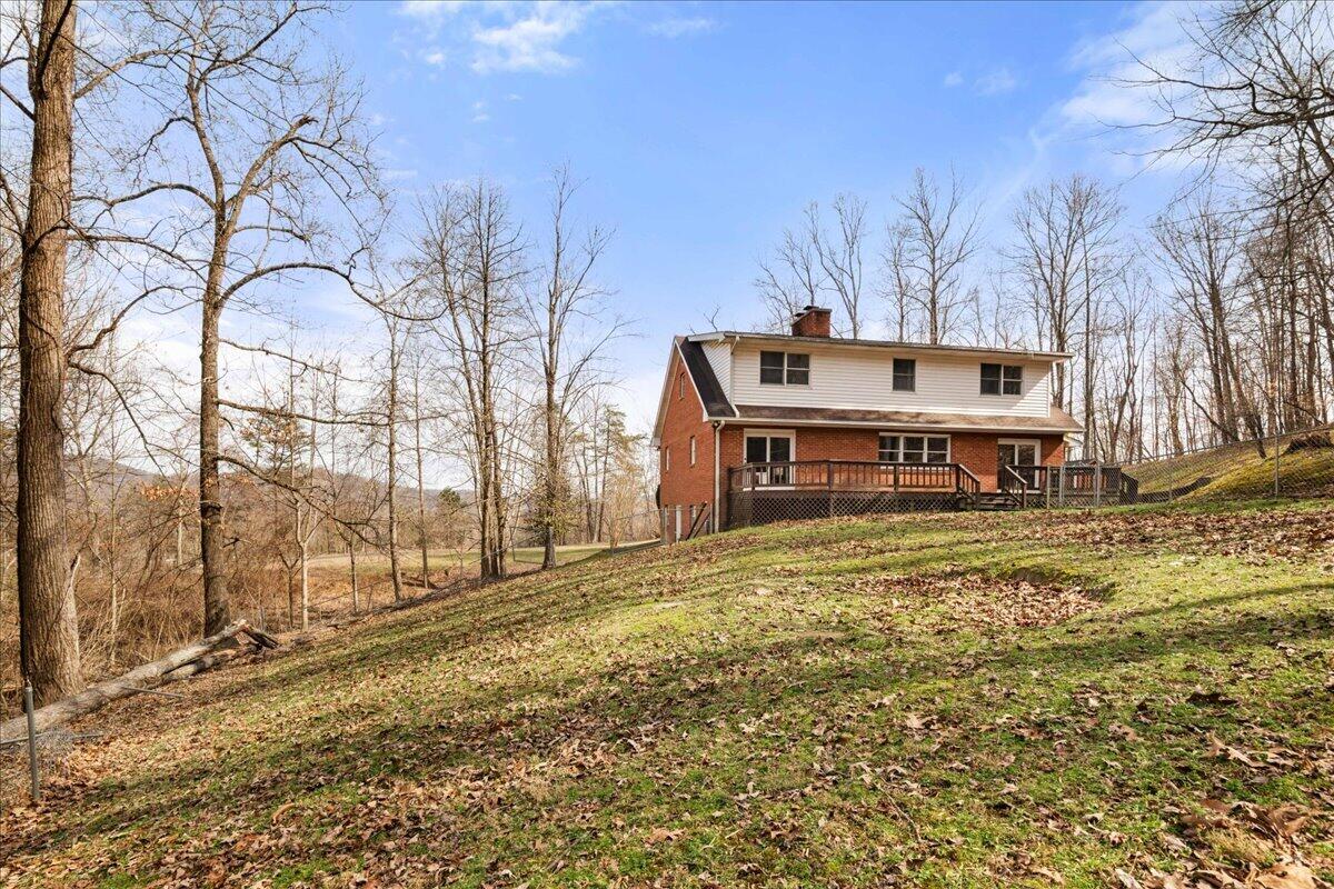 663 Red Bird Road Property Photo 8