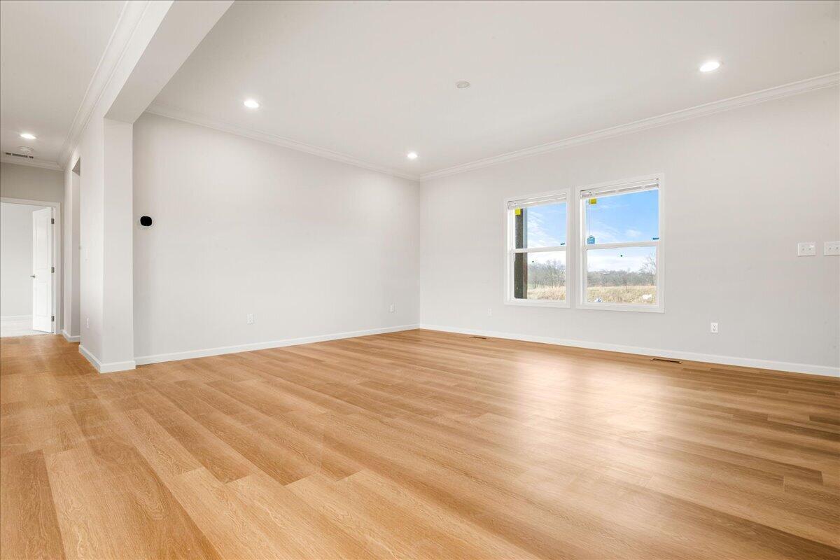 831 Sam Black Road Property Photo 8