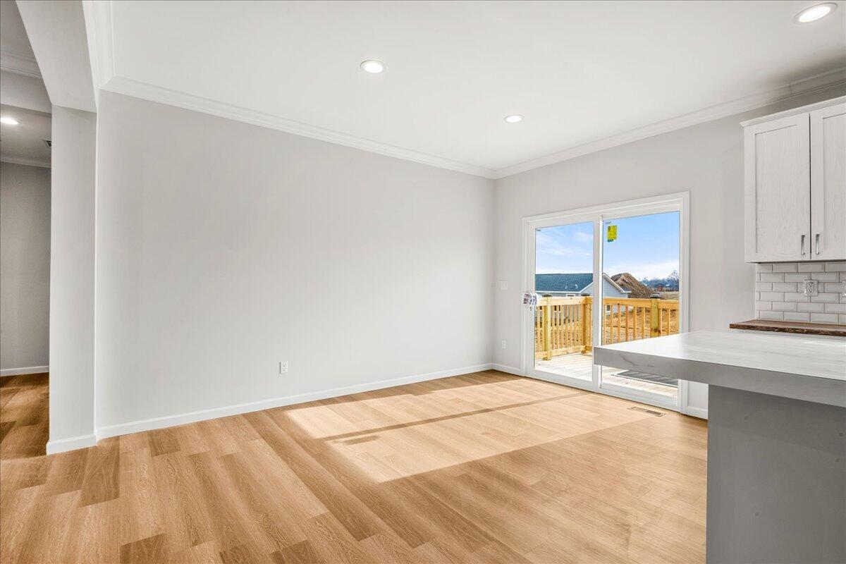 831 Sam Black Road Property Photo 12
