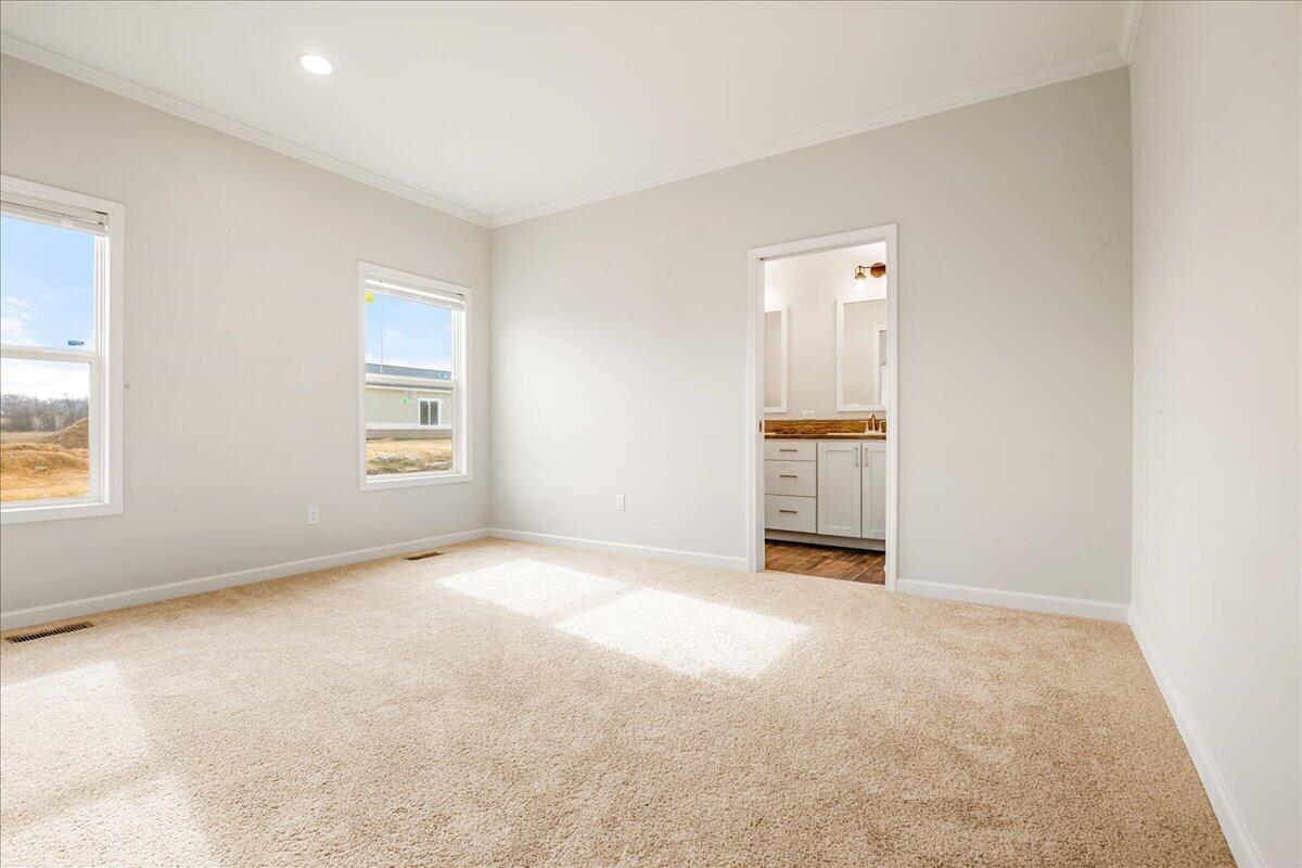 831 Sam Black Road Property Photo 19