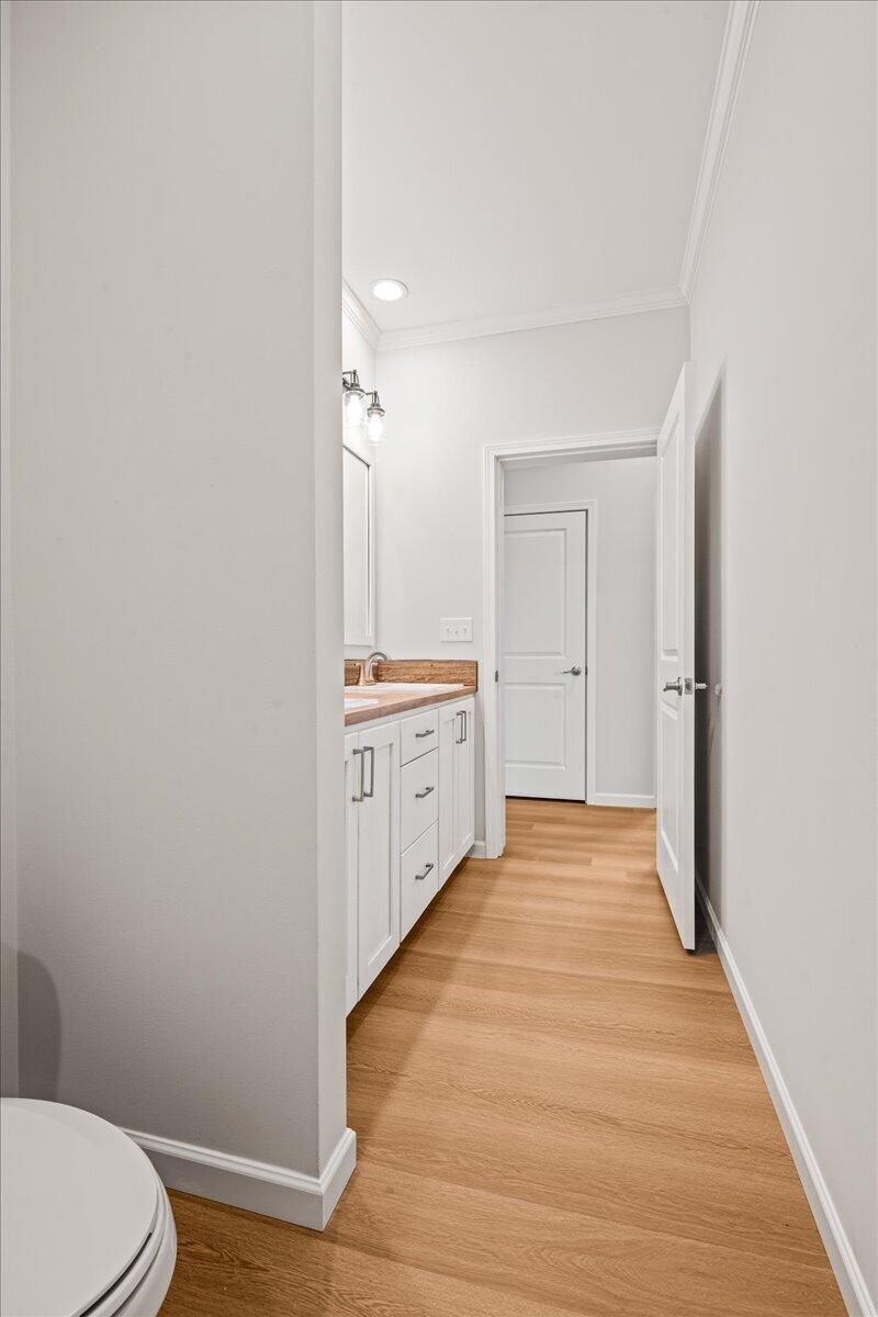 831 Sam Black Road Property Photo 28