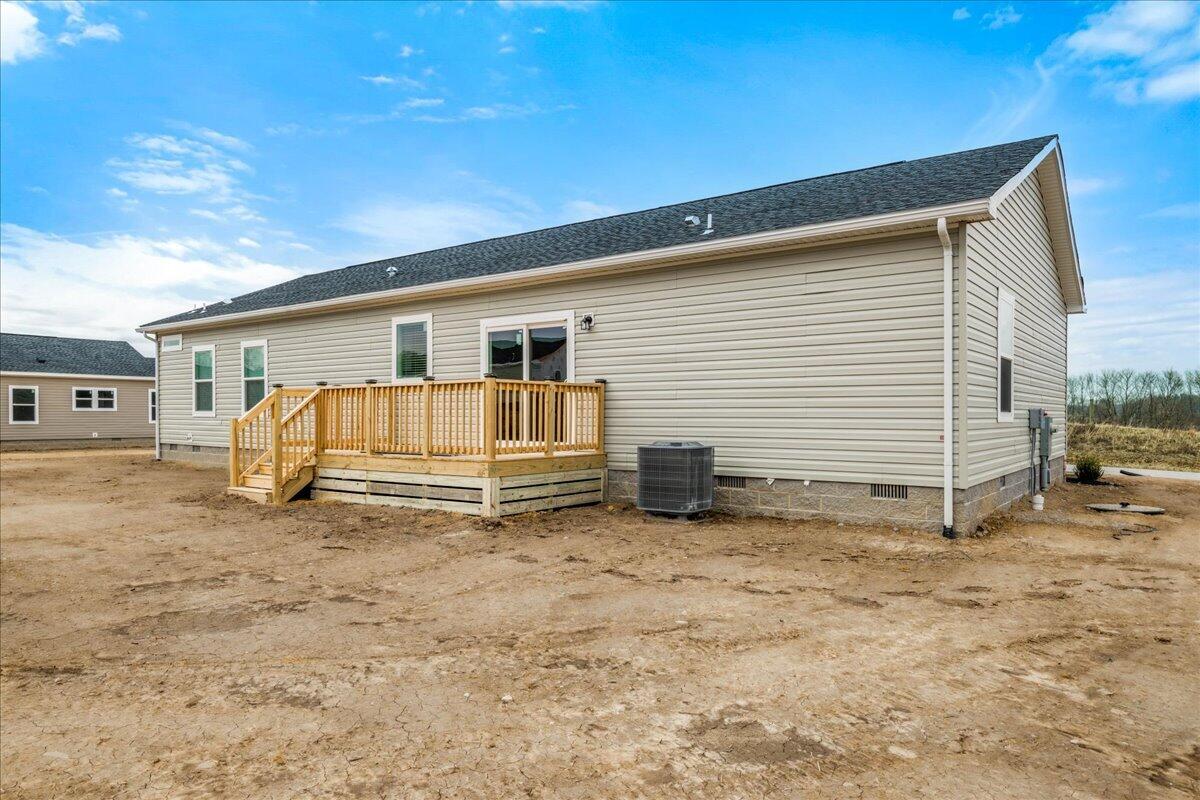 831 Sam Black Road Property Photo 37