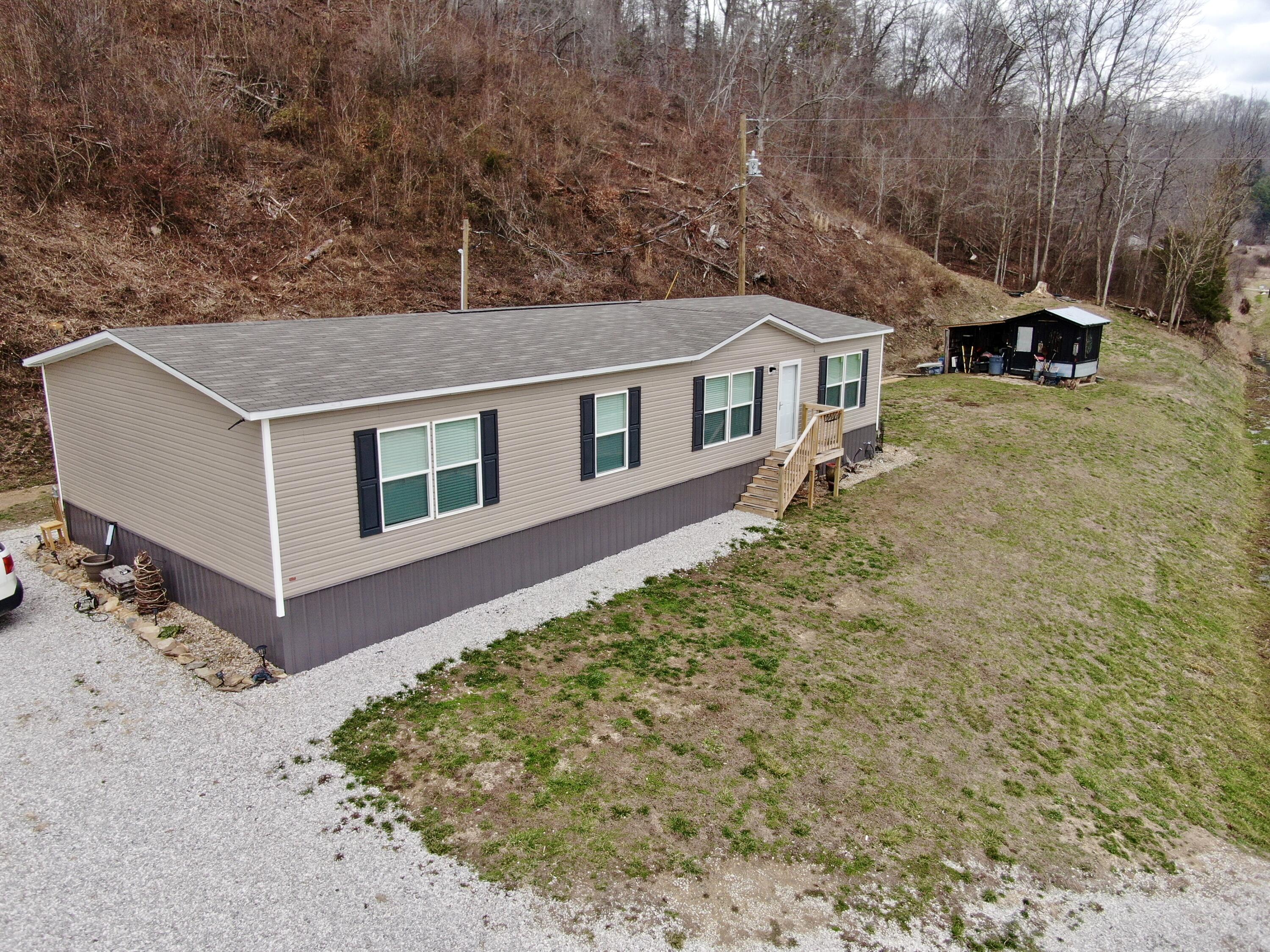 2701 Kentucky 30 Property Photo 1