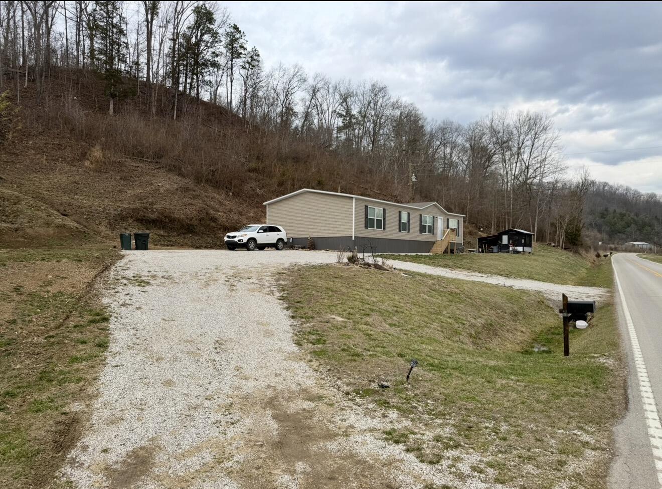 2701 Kentucky 30 Property Photo 6
