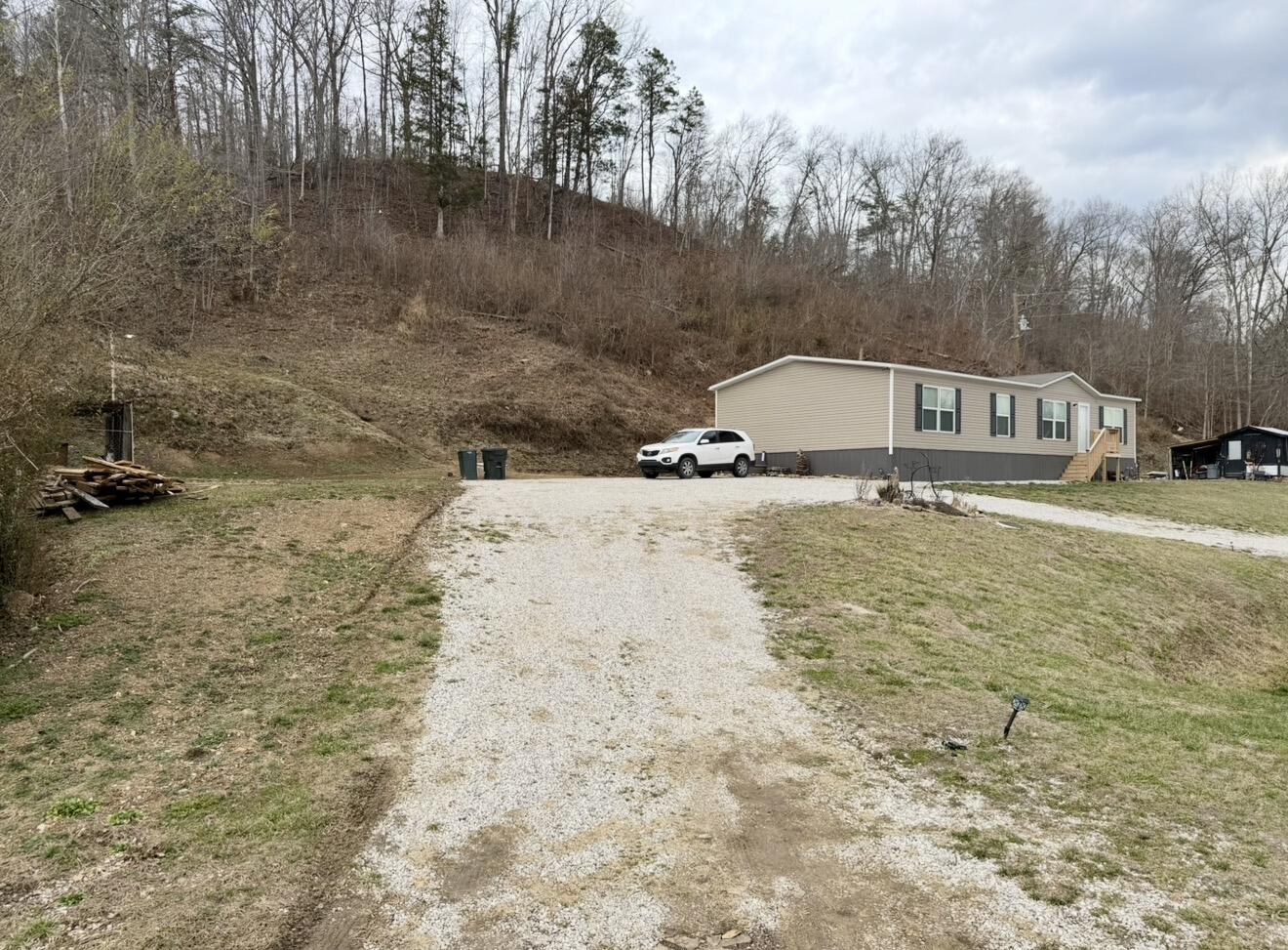 2701 Kentucky 30 Property Photo 7