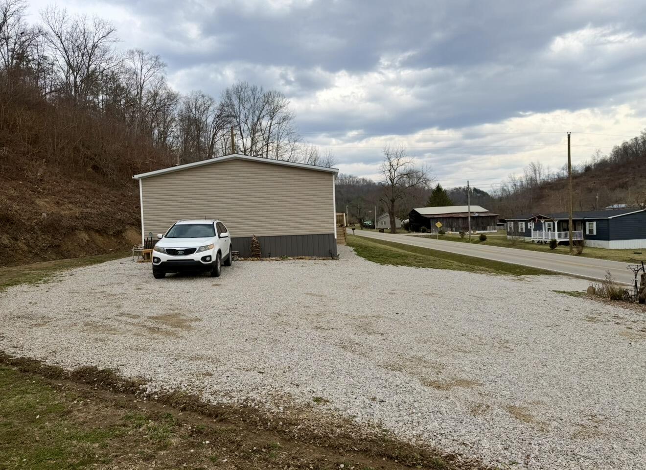 2701 Kentucky 30 Property Photo 14