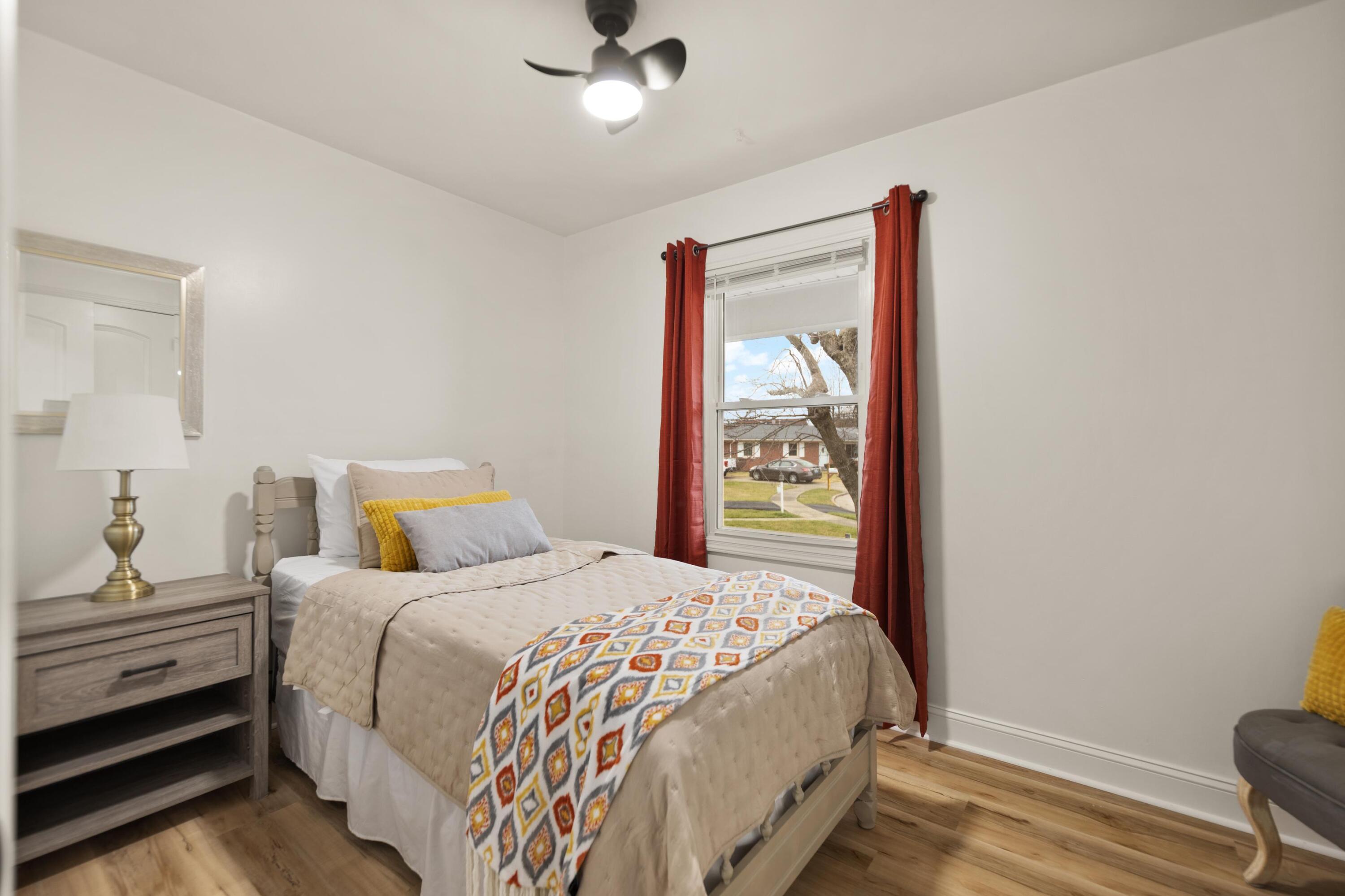 1706 Cameron Court Property Photo 19