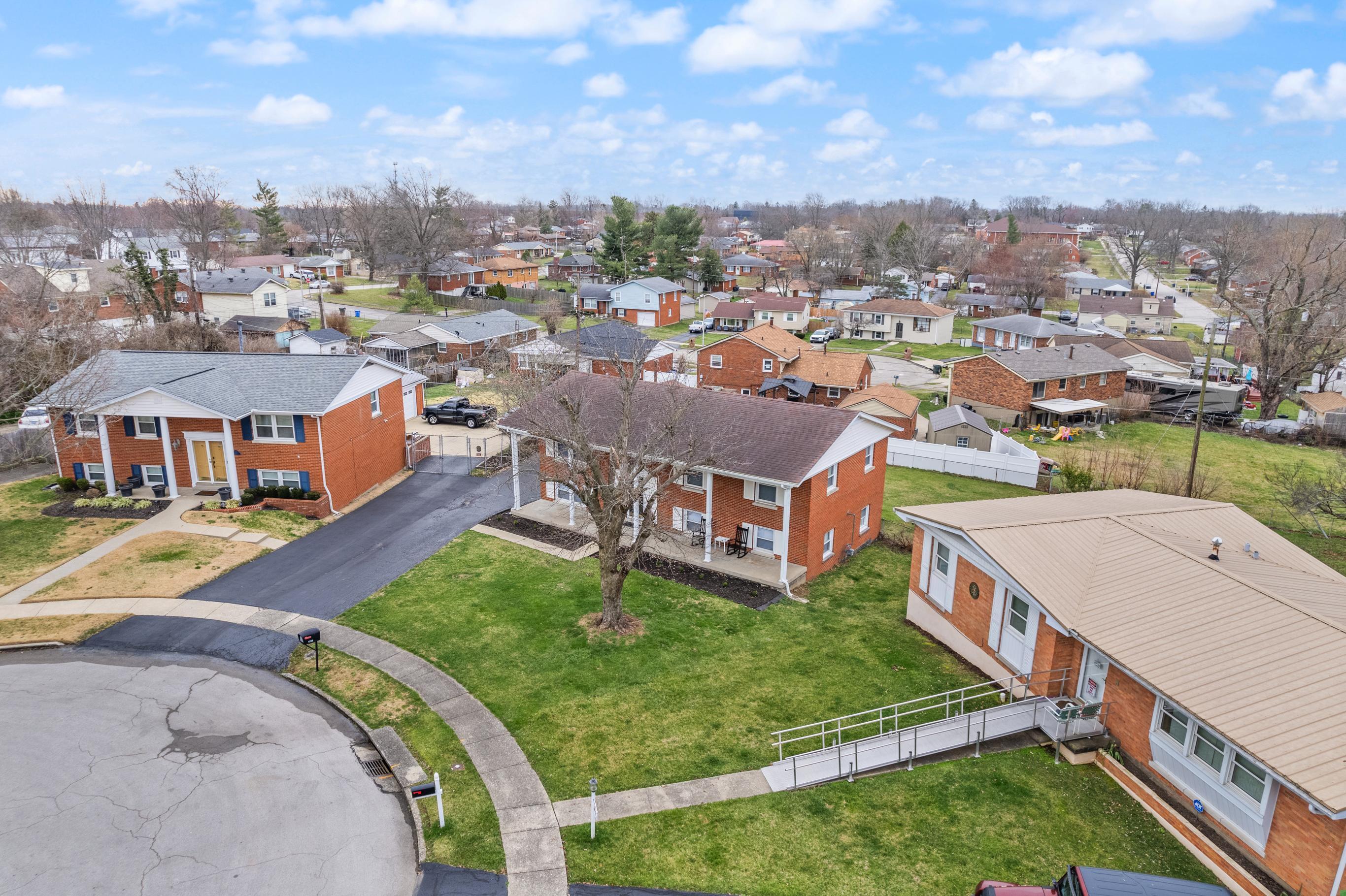 1706 Cameron Court Property Photo 43