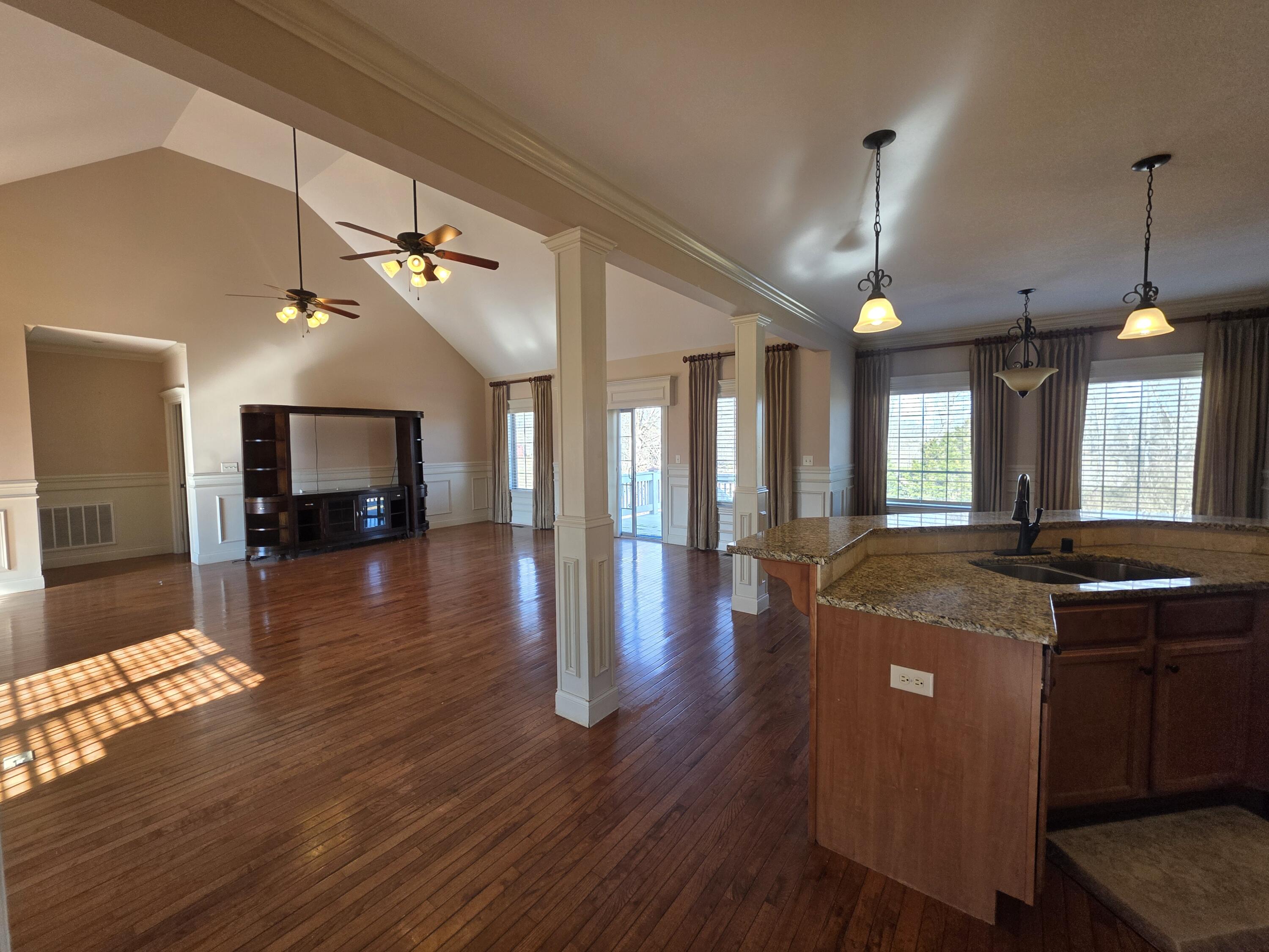 259 Silver Creek Drive Property Photo 10