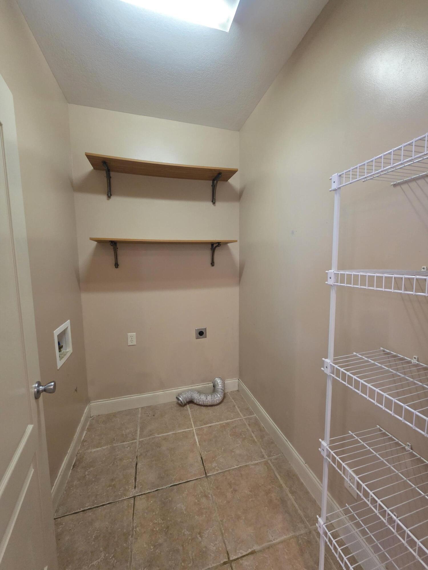 259 Silver Creek Drive Property Photo 27
