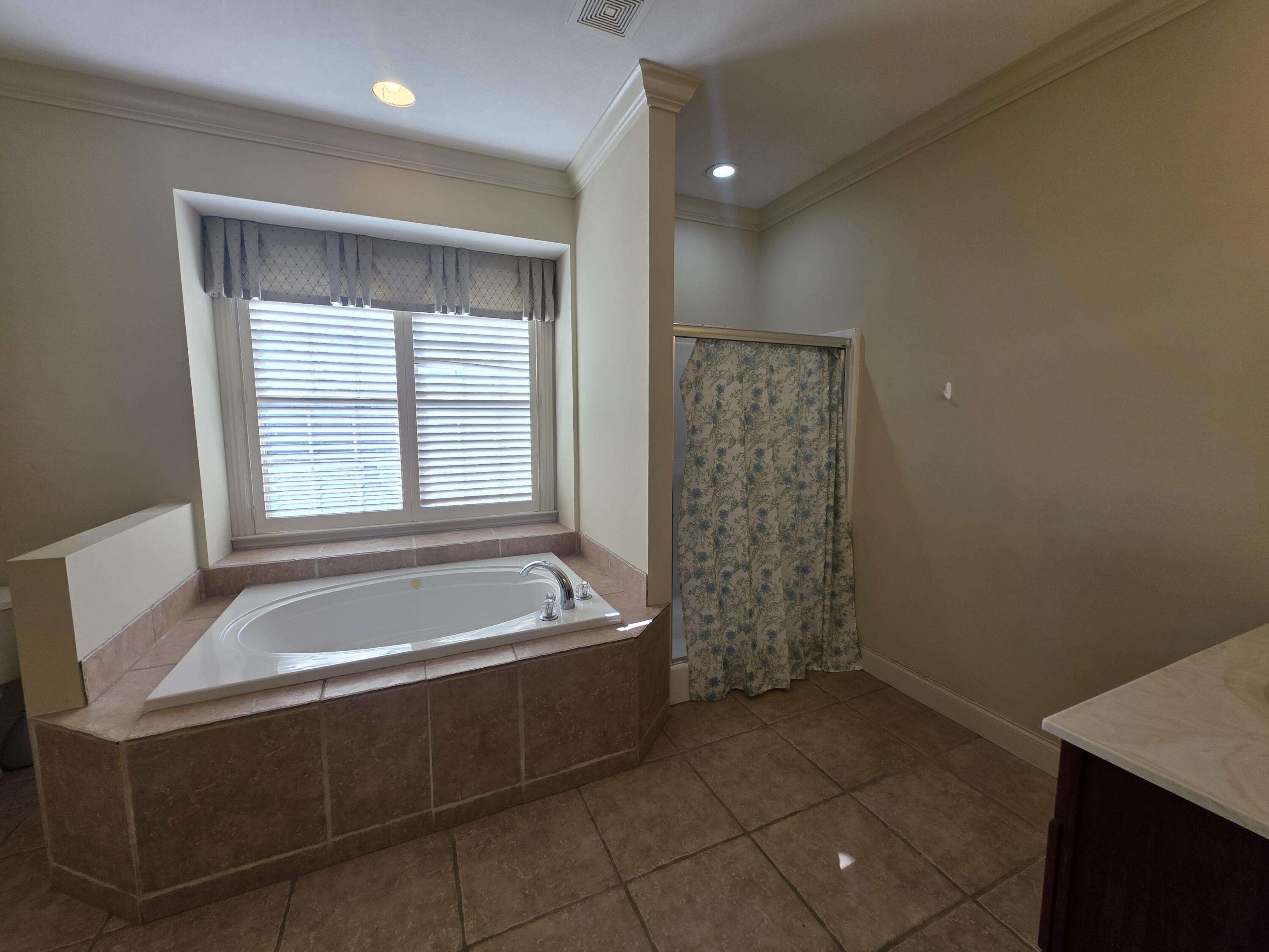 259 Silver Creek Drive Property Photo 36