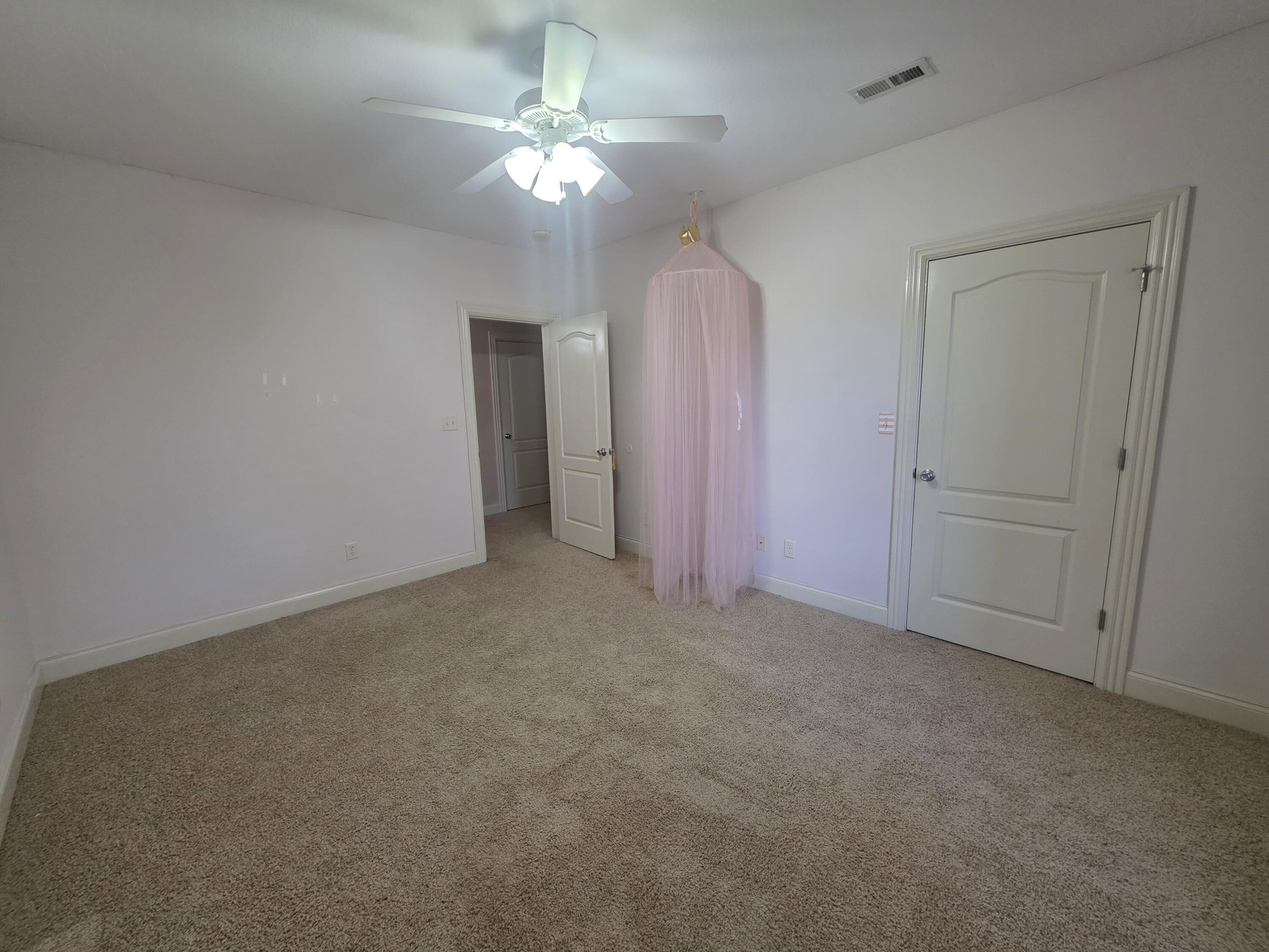 259 Silver Creek Drive Property Photo 41