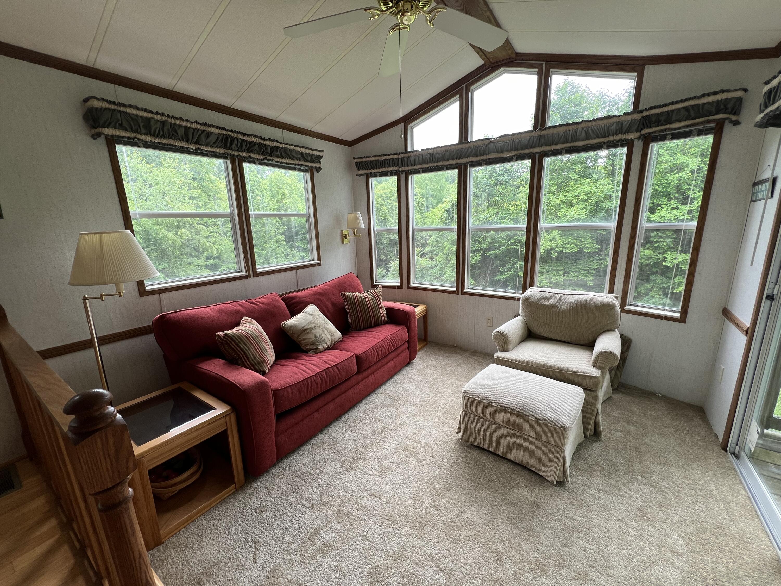 837 Crockett Road Property Photo 10