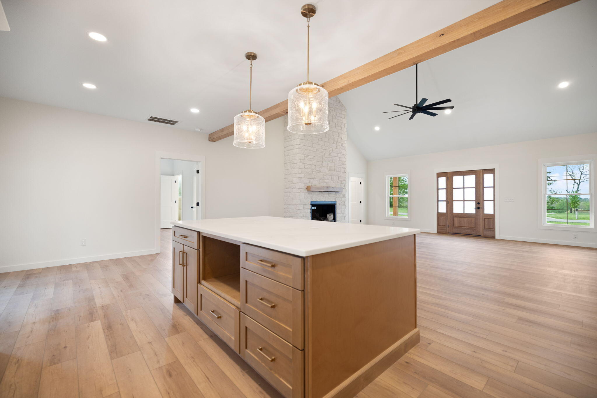 1577 Hunter Drive Property Photo 13