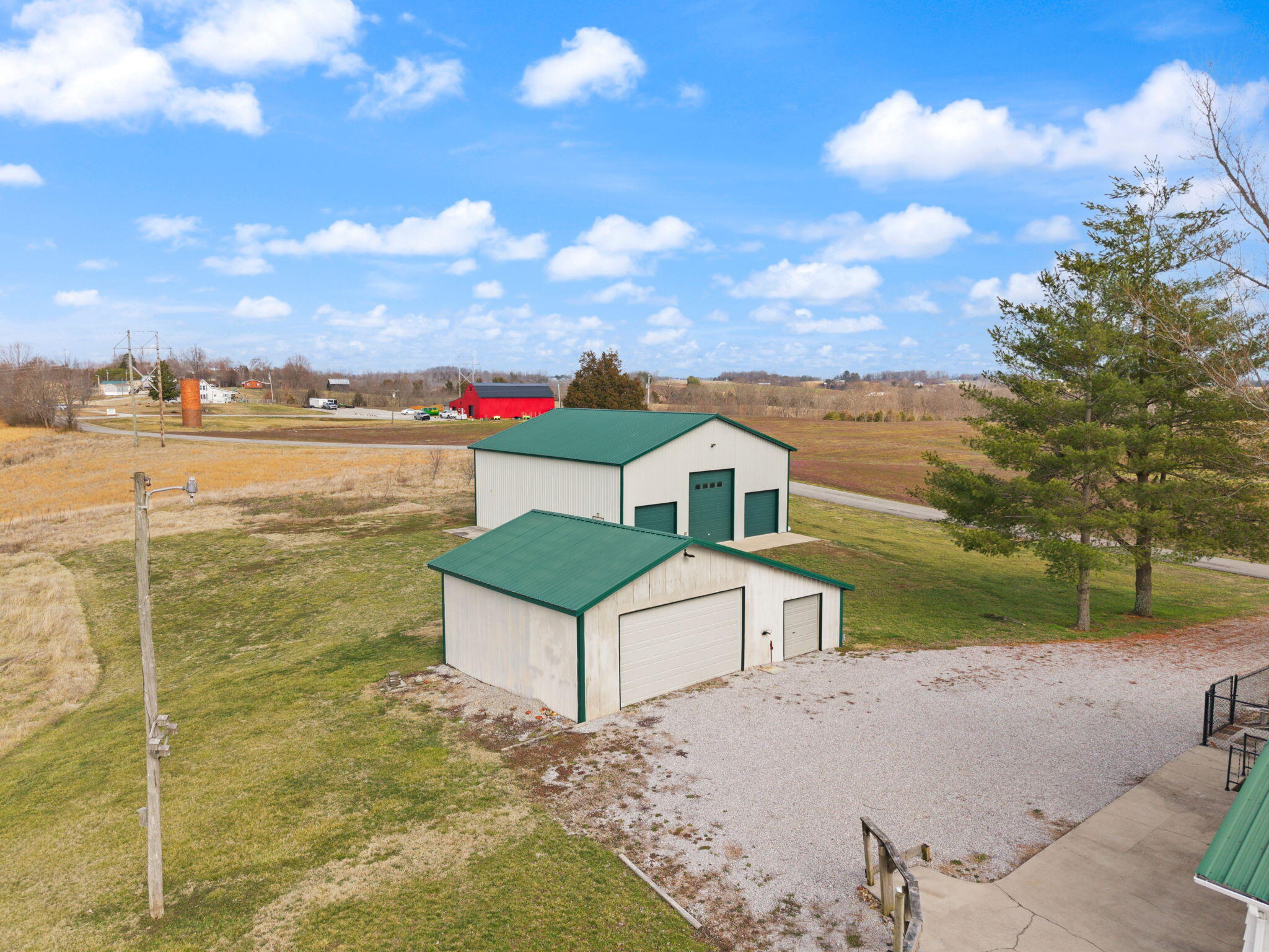 2058 Ard Ridge Road Property Photo 9