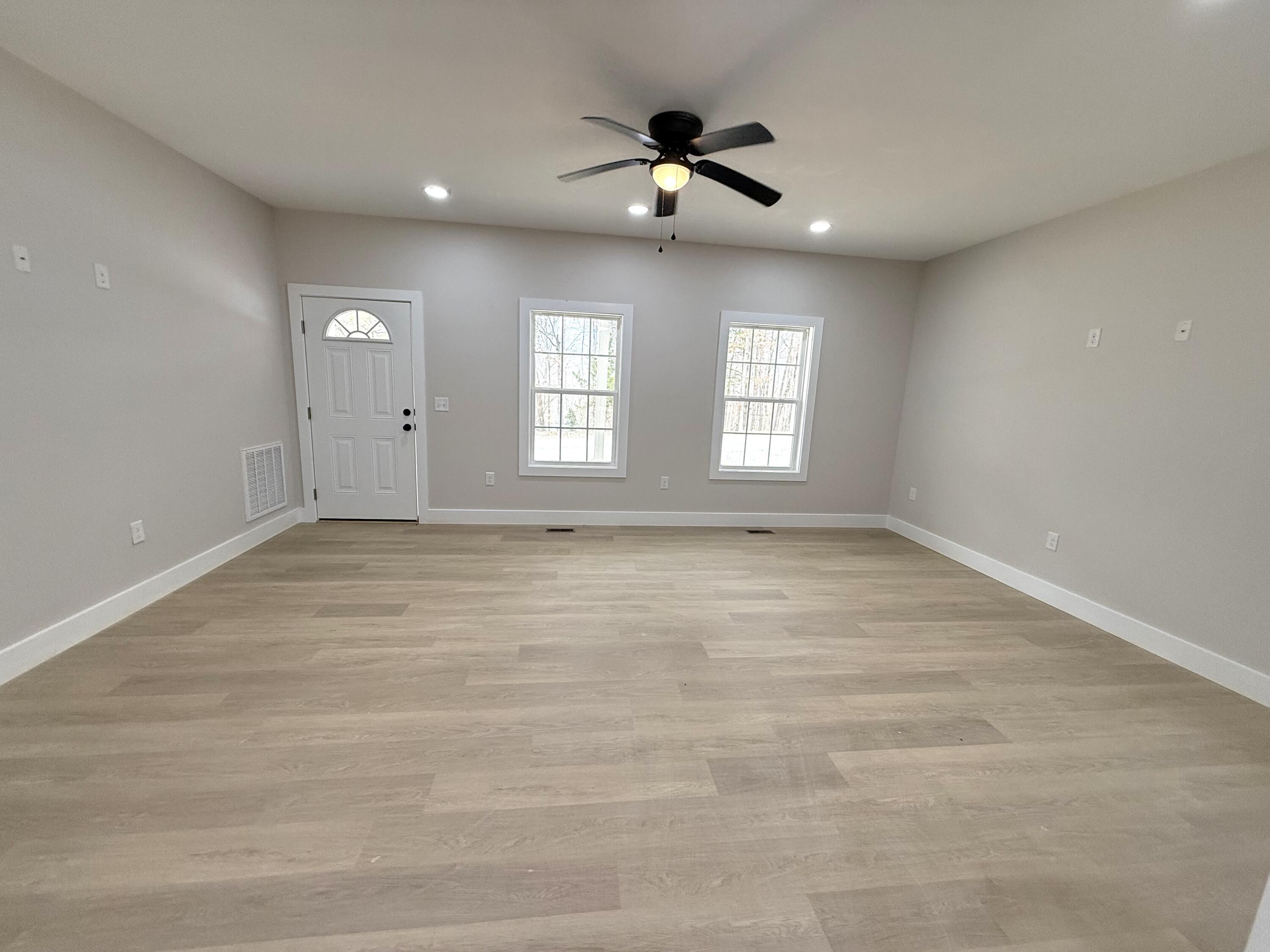 821 Pine Tree Road Property Photo 14