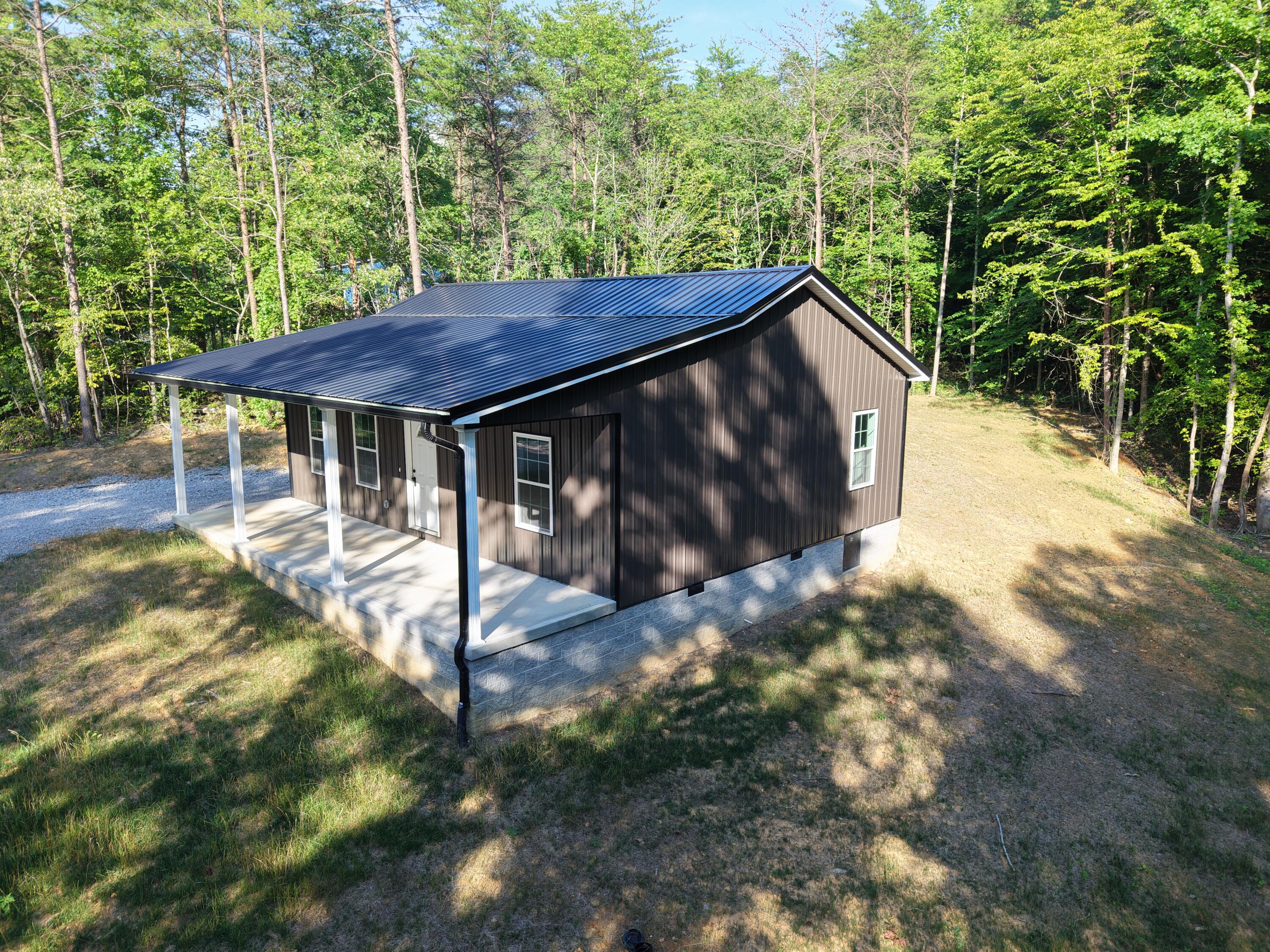821 Pine Tree Road Property Photo 25