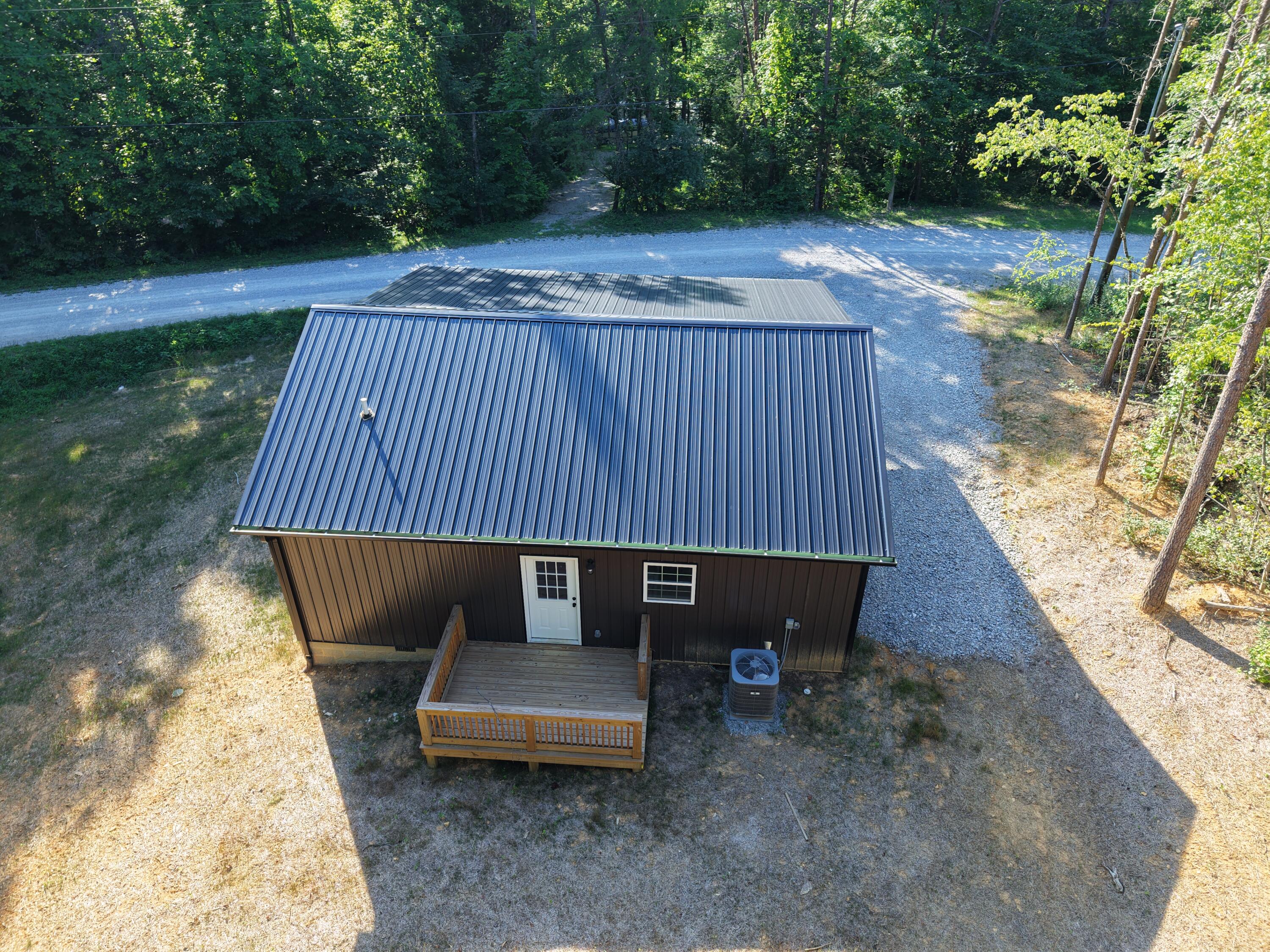 821 Pine Tree Road Property Photo 27