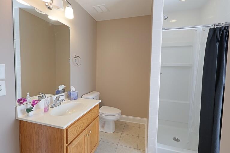2220 Executive Drive 201 Property Photo 6
