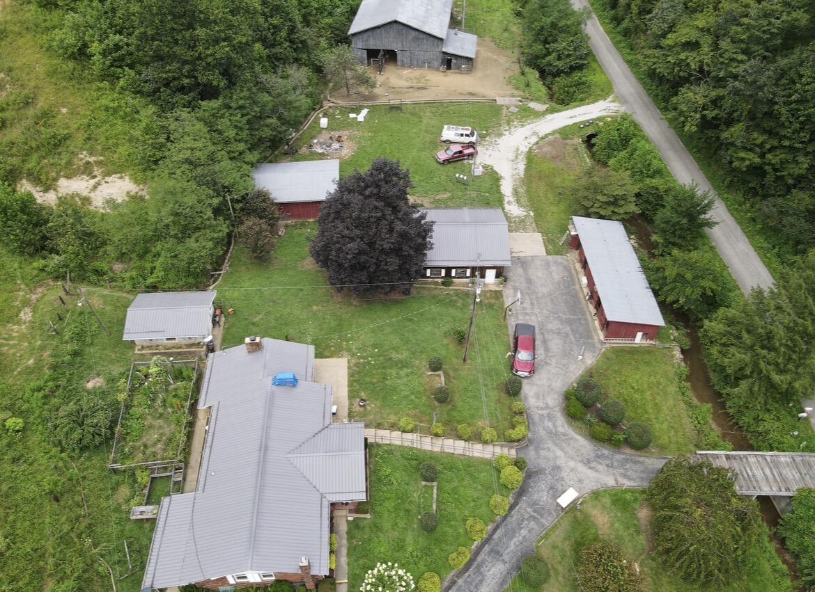 1267 Lower Taulbee Fork Road Property Photo 6