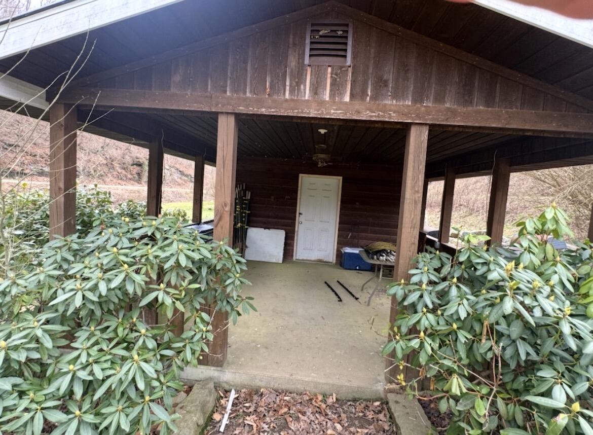 1267 Lower Taulbee Fork Road Property Photo 18