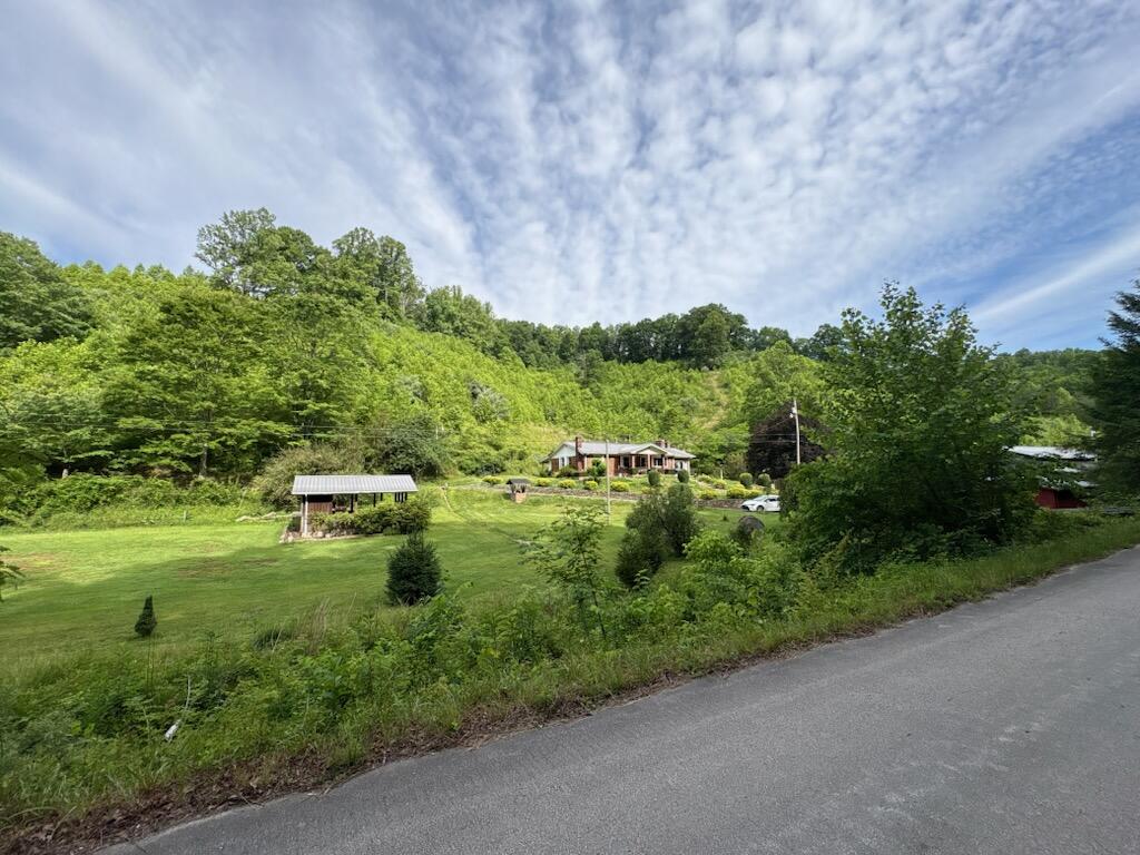 1267 Lower Taulbee Fork Road Property Photo 45