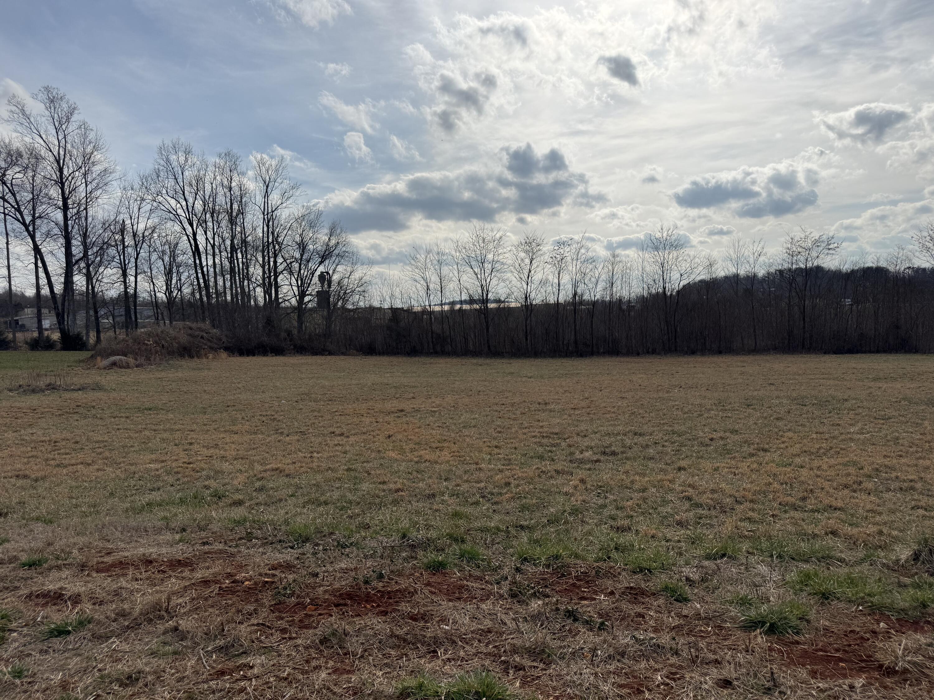 2 Clear Sky Way Property Photo 2