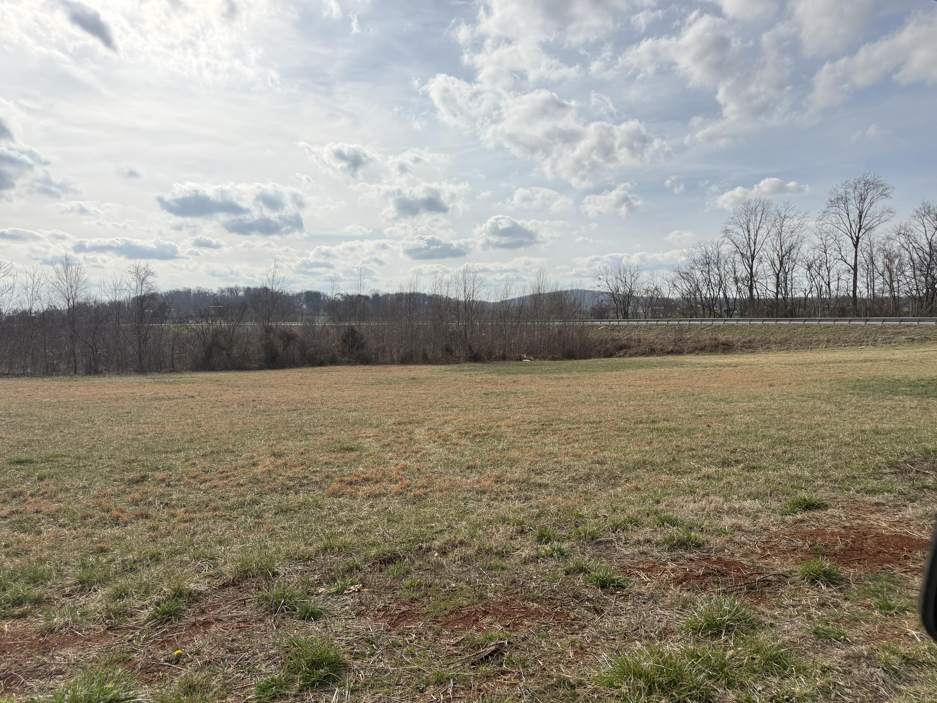 2 Clear Sky Way Property Photo 6