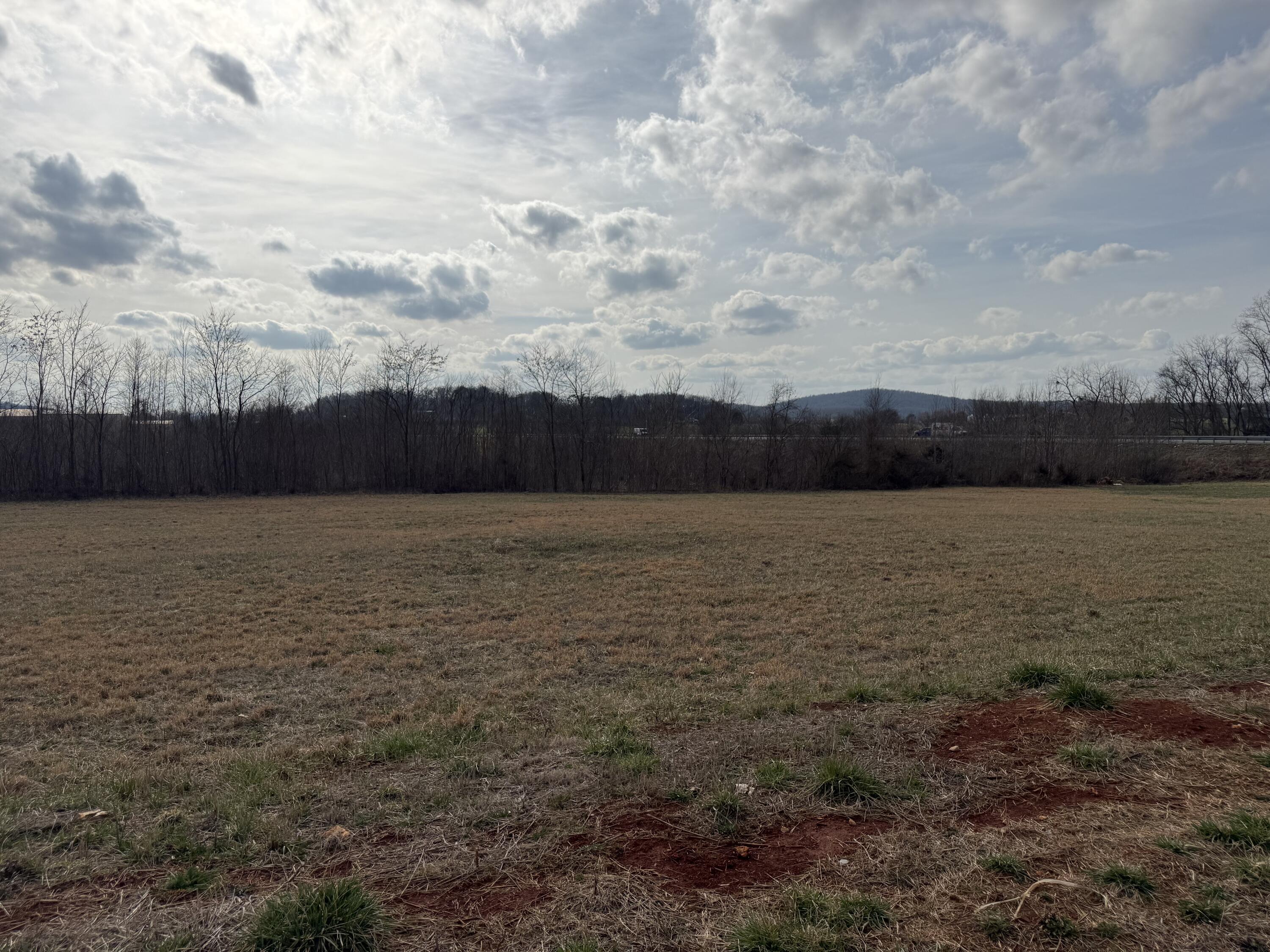 3 Clear Sky Way Property Photo 4
