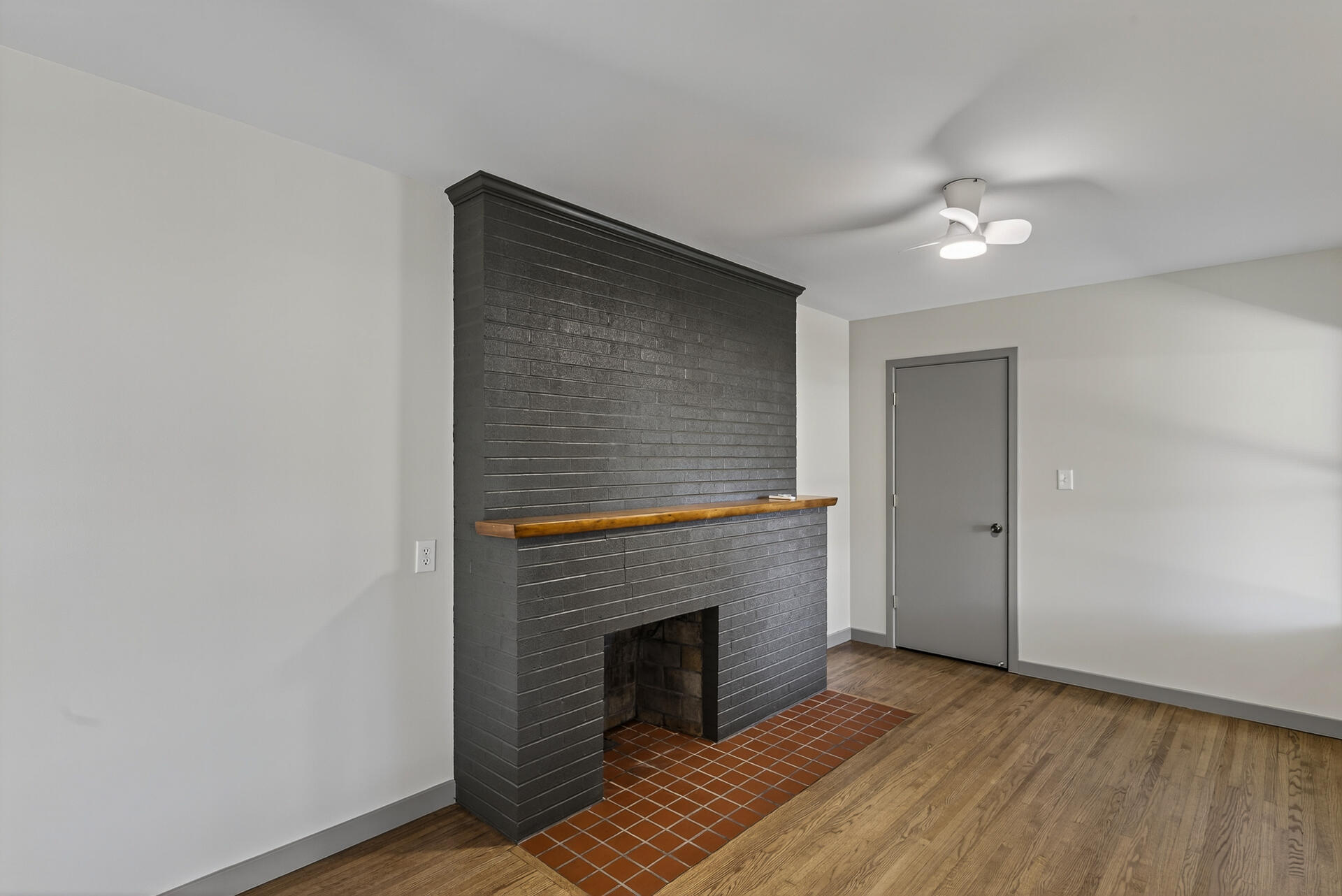 74 Summit Property Photo 32