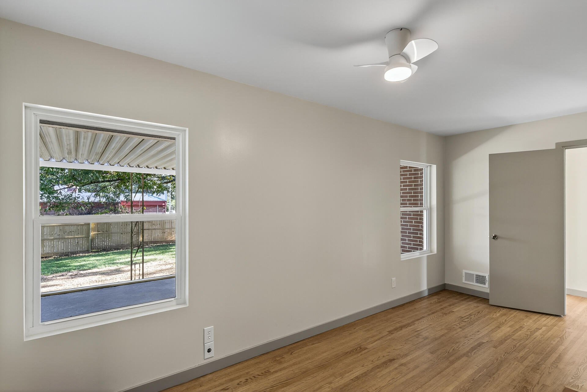 74 Summit Property Photo 36