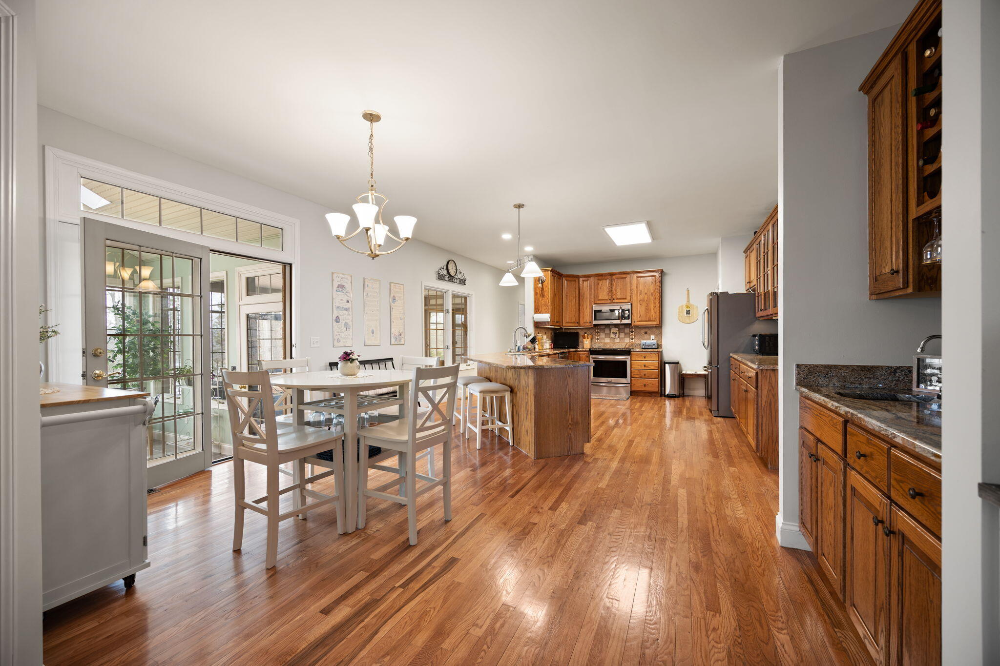 512 Water Cliff Drive Property Photo 32