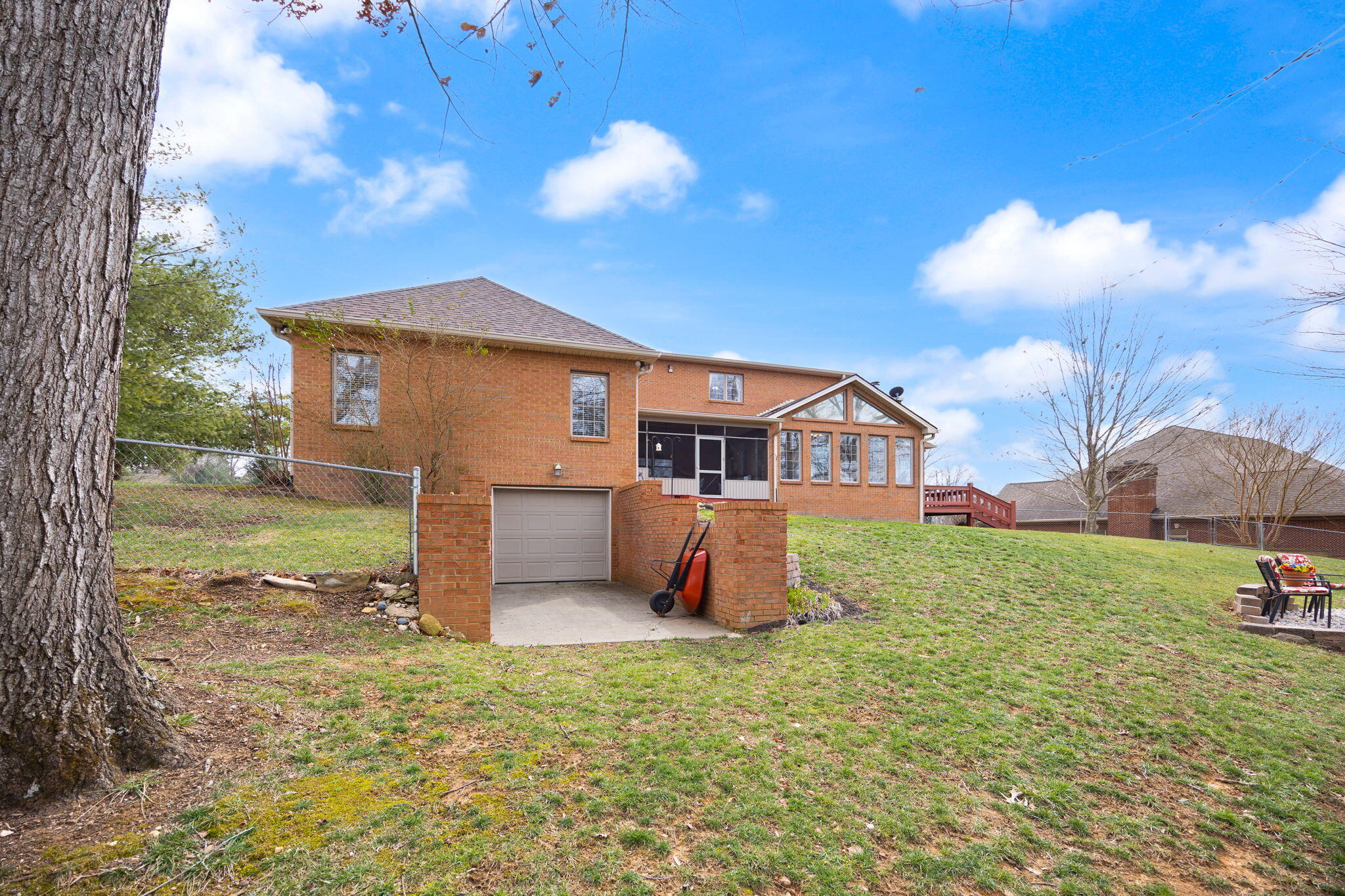 512 Water Cliff Drive Property Photo 43