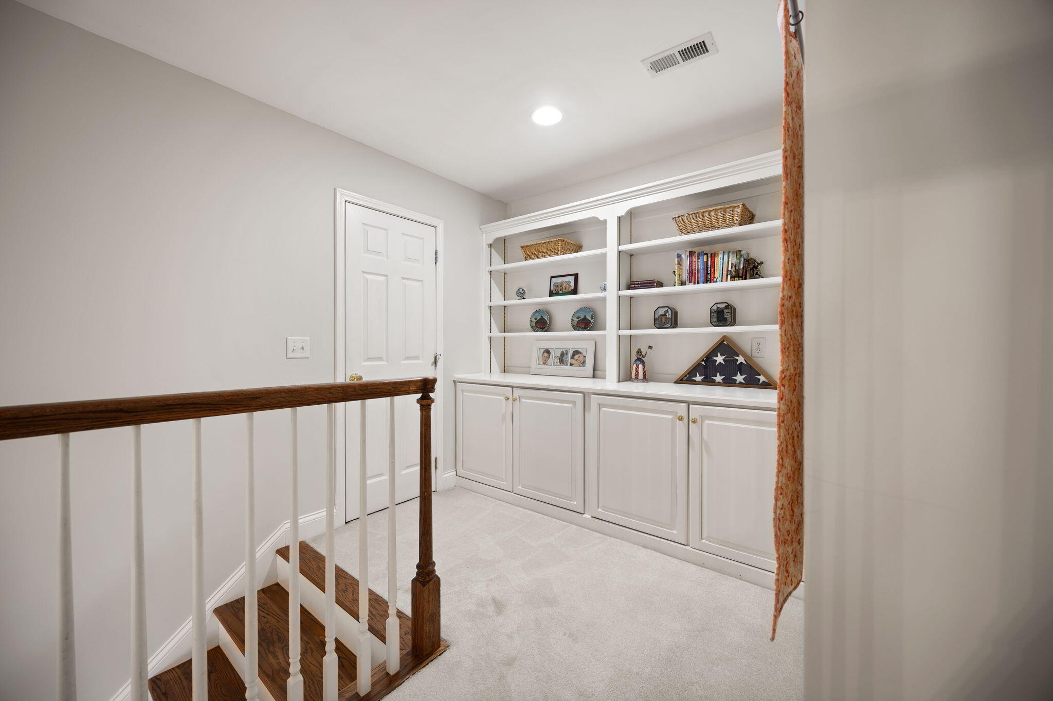 512 Water Cliff Drive Property Photo 46