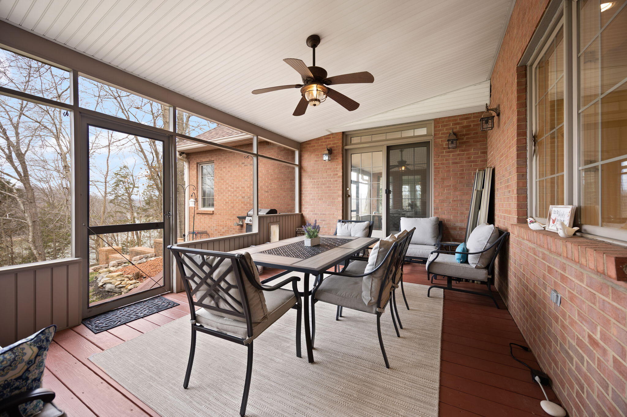 512 Water Cliff Drive Property Photo 53
