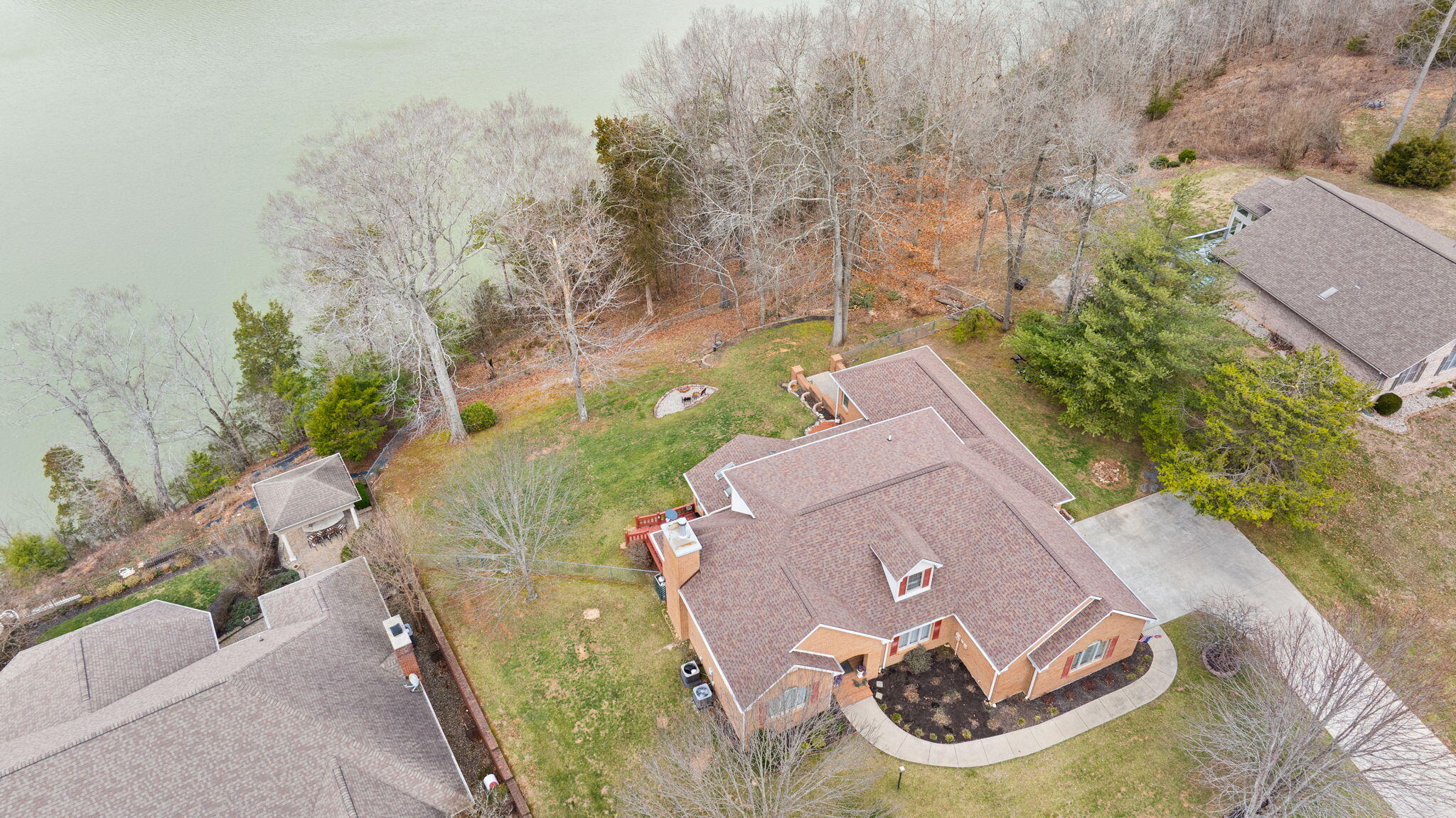 512 Water Cliff Drive Property Photo 55