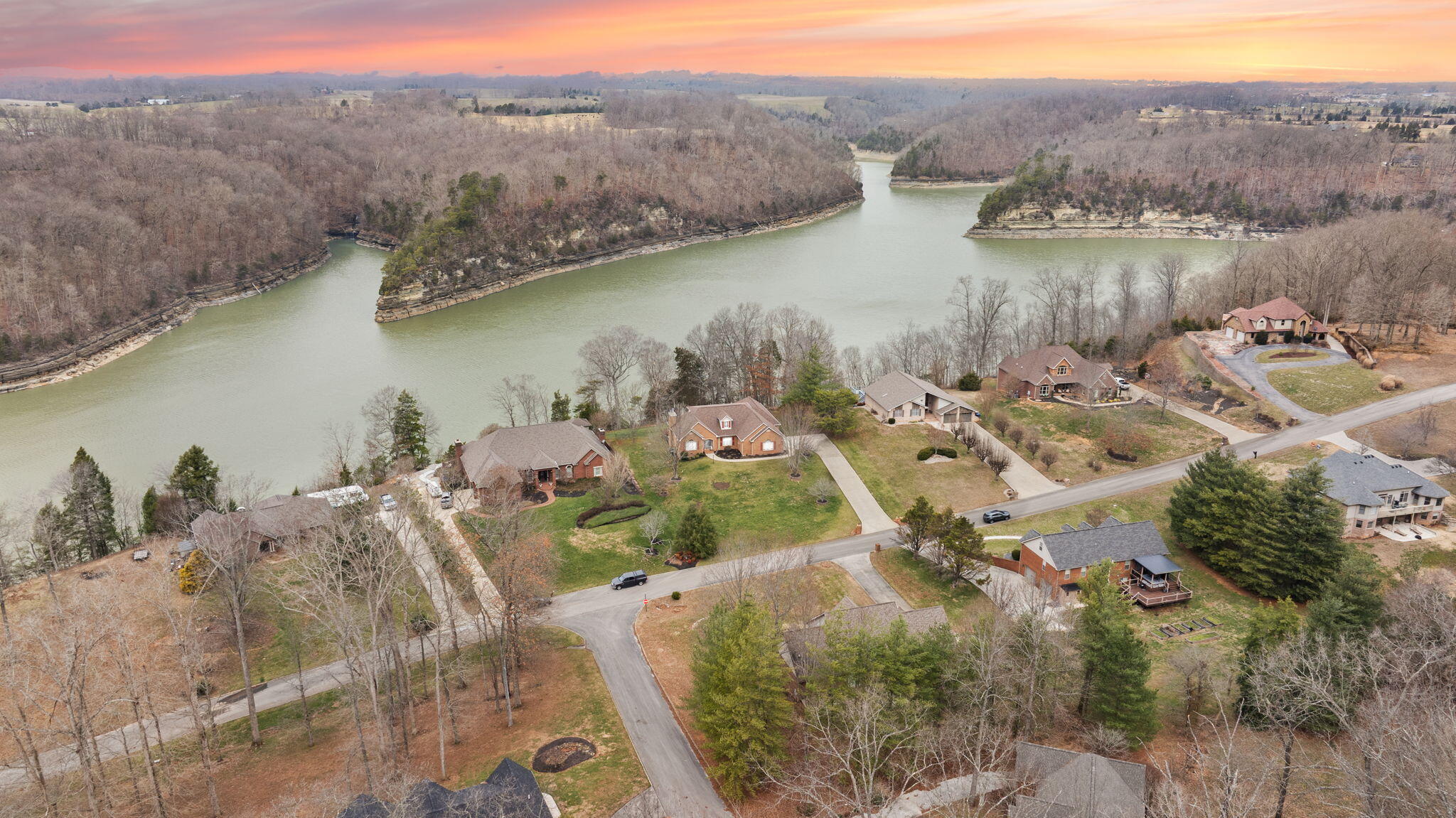 512 Water Cliff Drive Property Photo 86