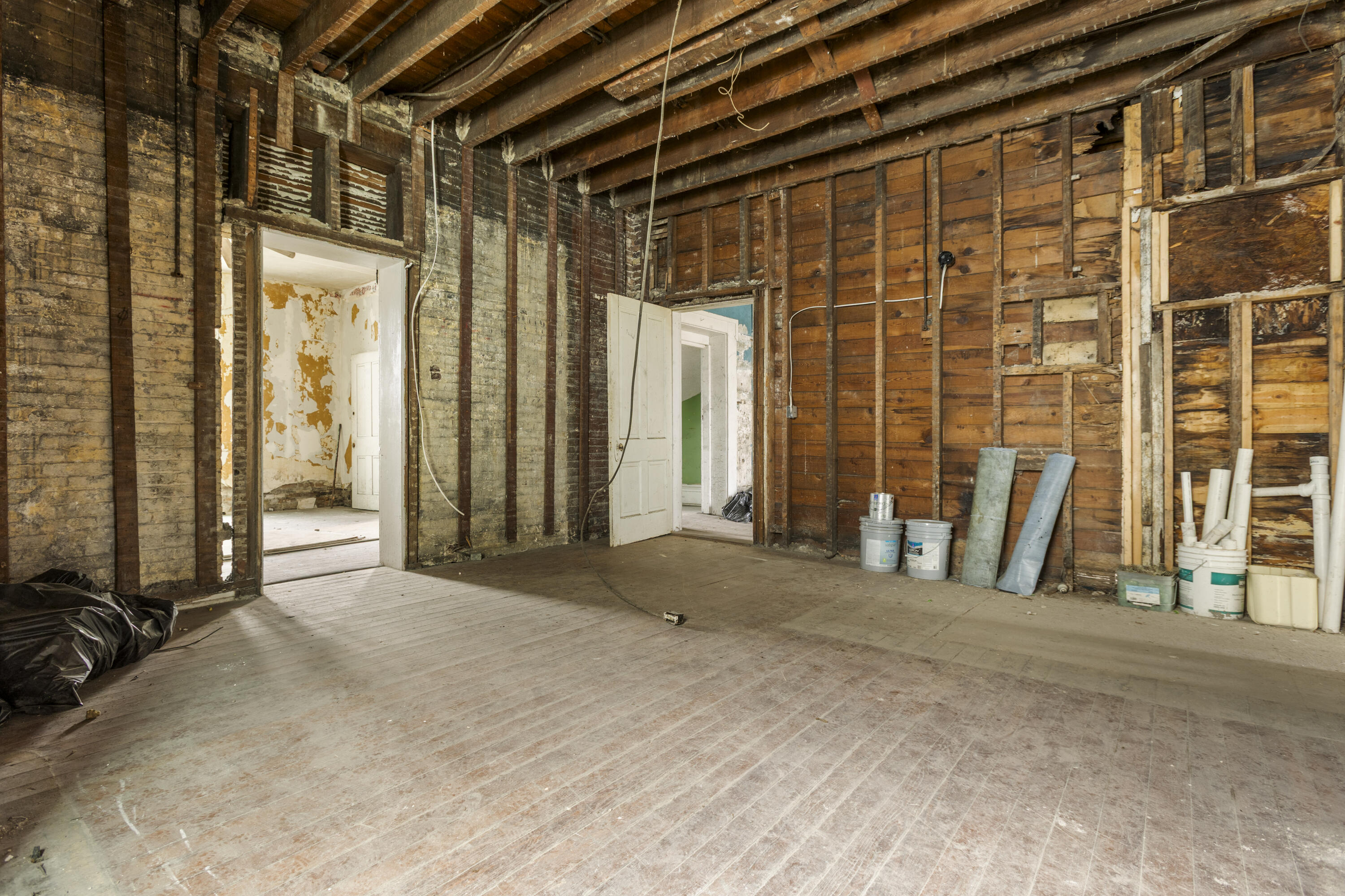 411 High Street Property Photo 27