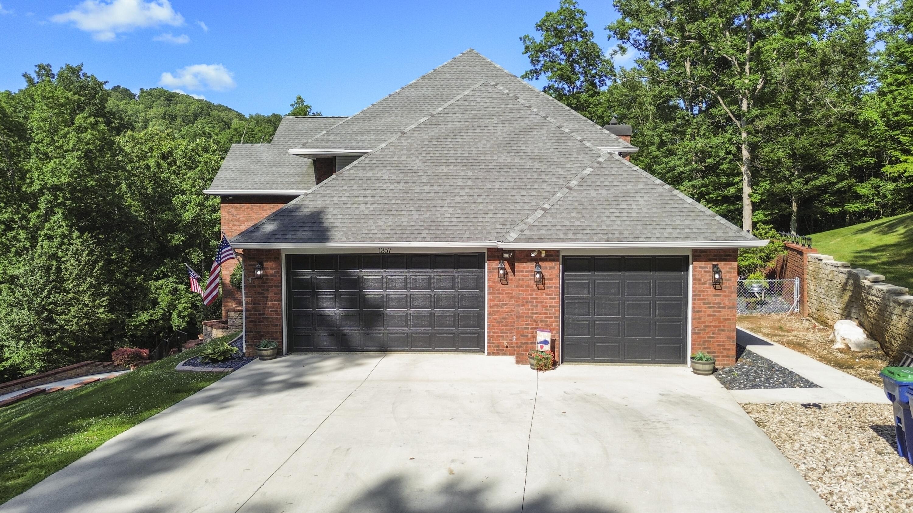 1357 Heather Hills Drive Property Photo 12