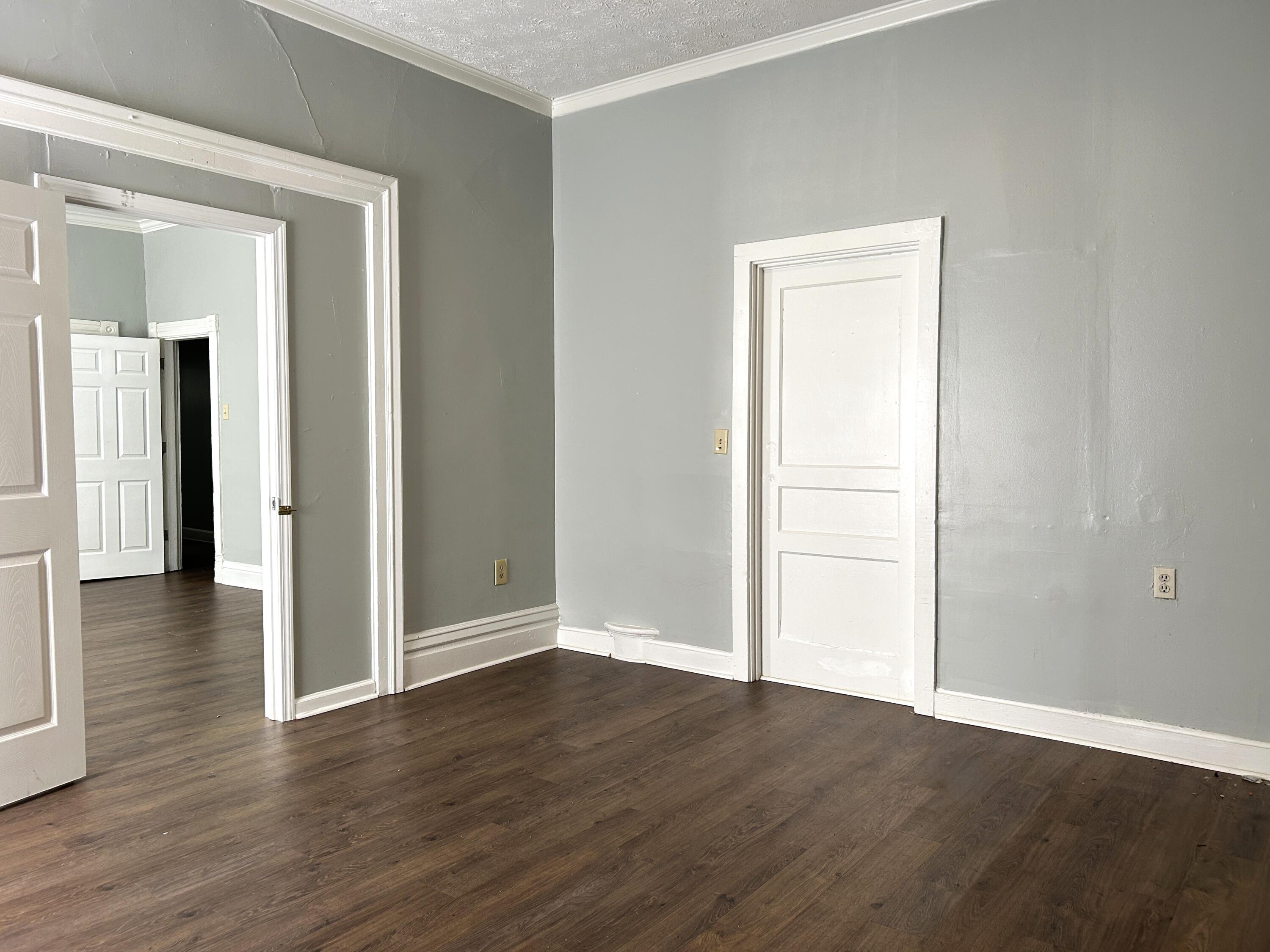 130 E Broadway Street Property Photo 5