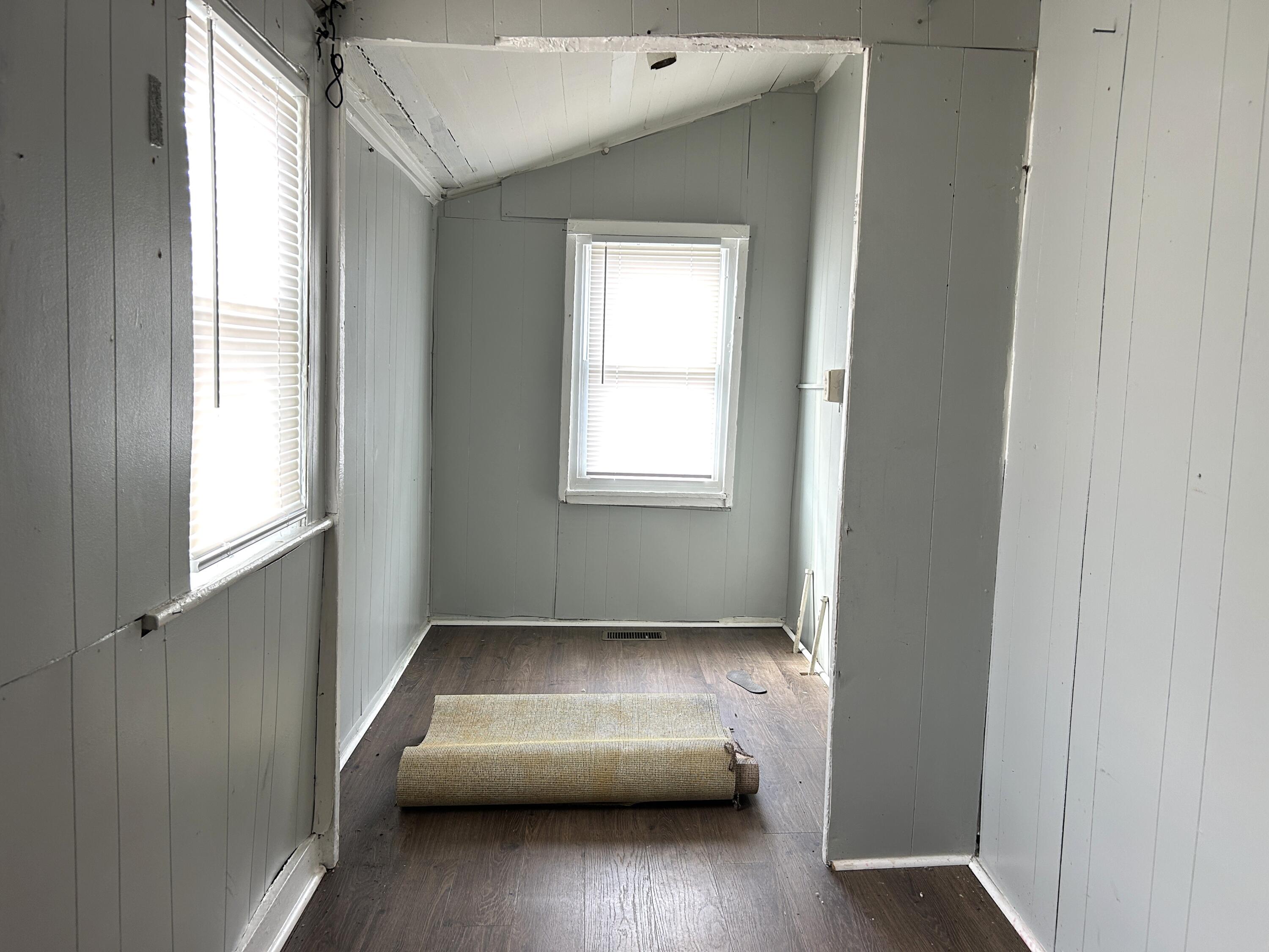 130 E Broadway Street Property Photo 13
