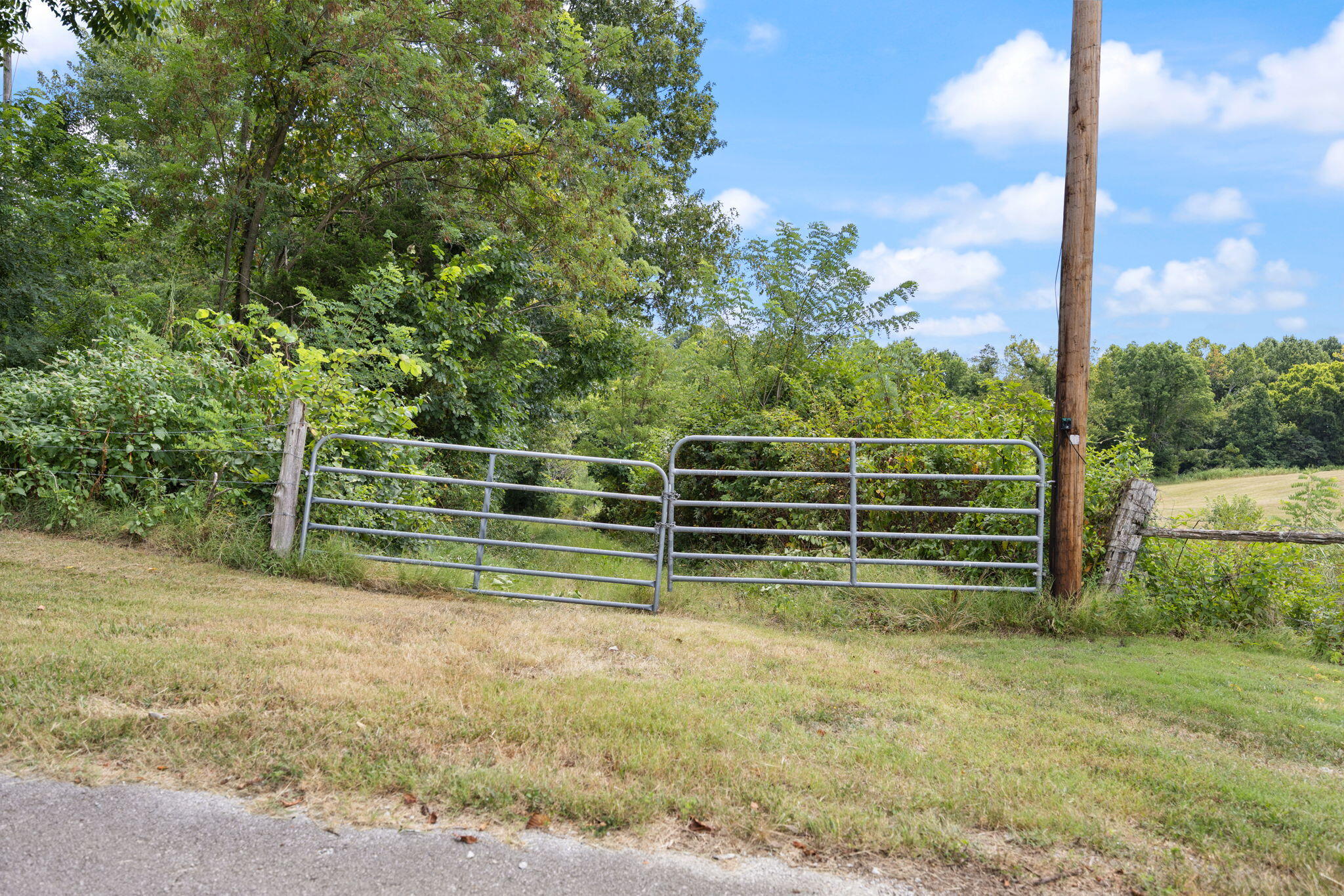1412 George Garner Road Property Photo 3