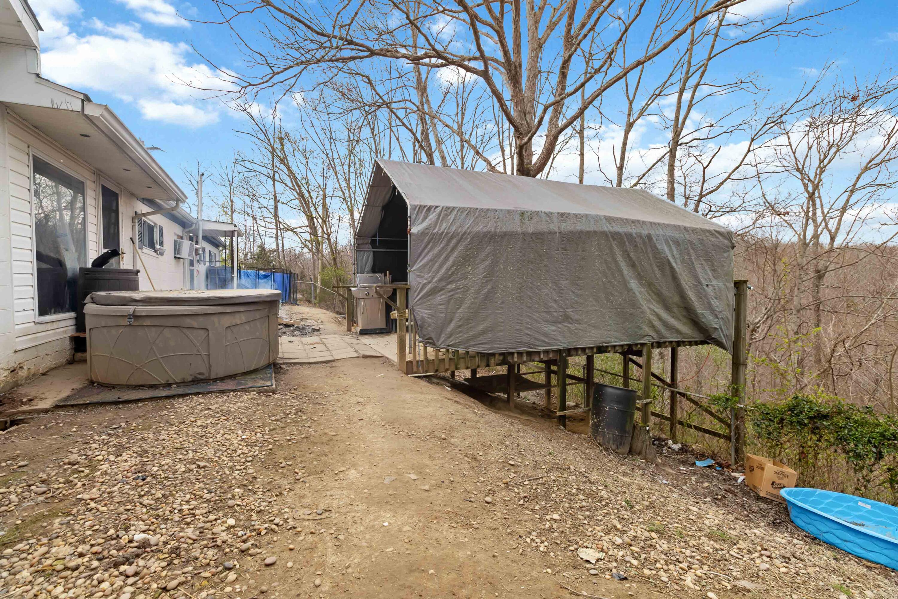 2141 Blue John Road Property Photo 32