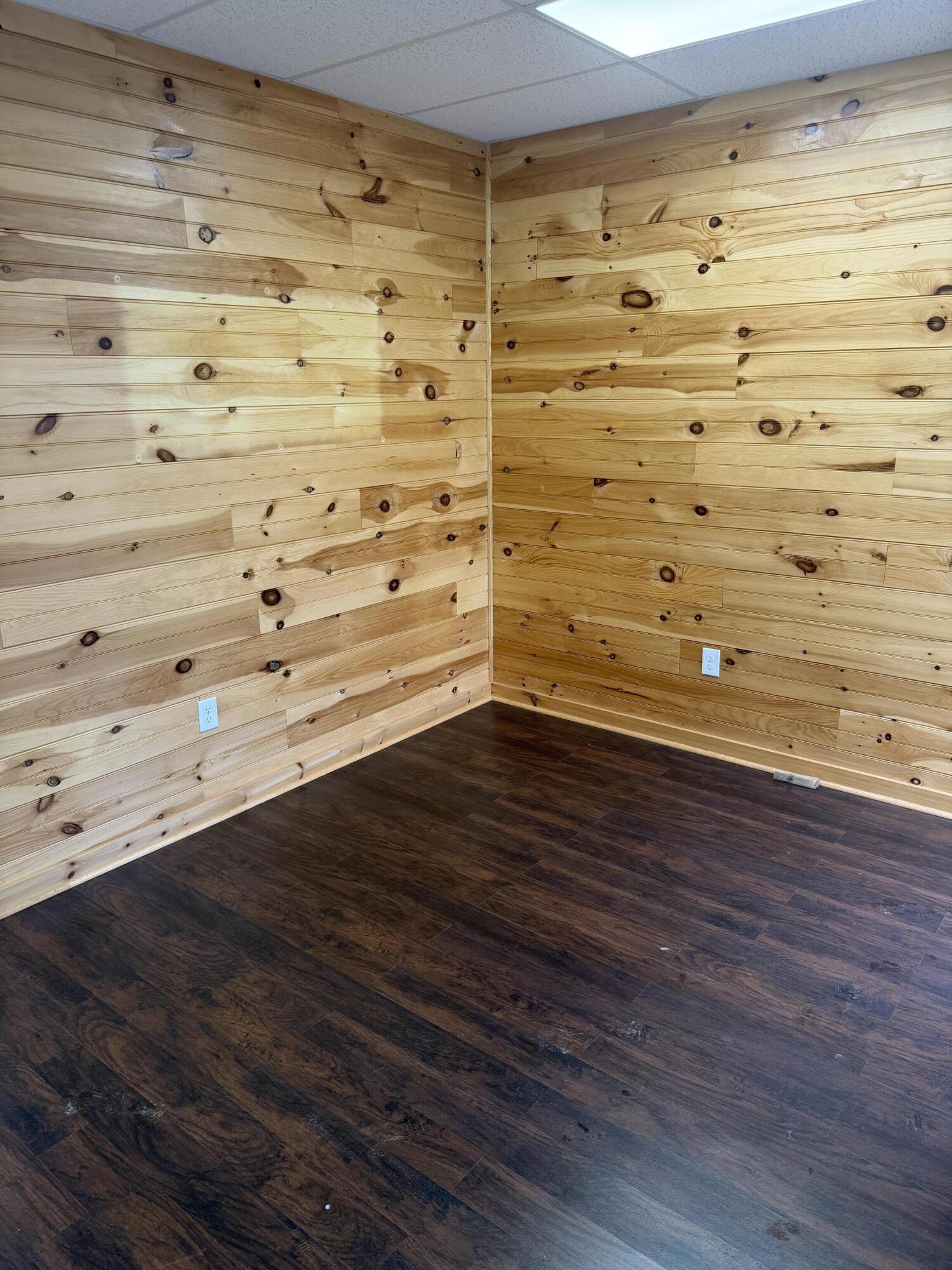 106 River Drive Property Photo 3